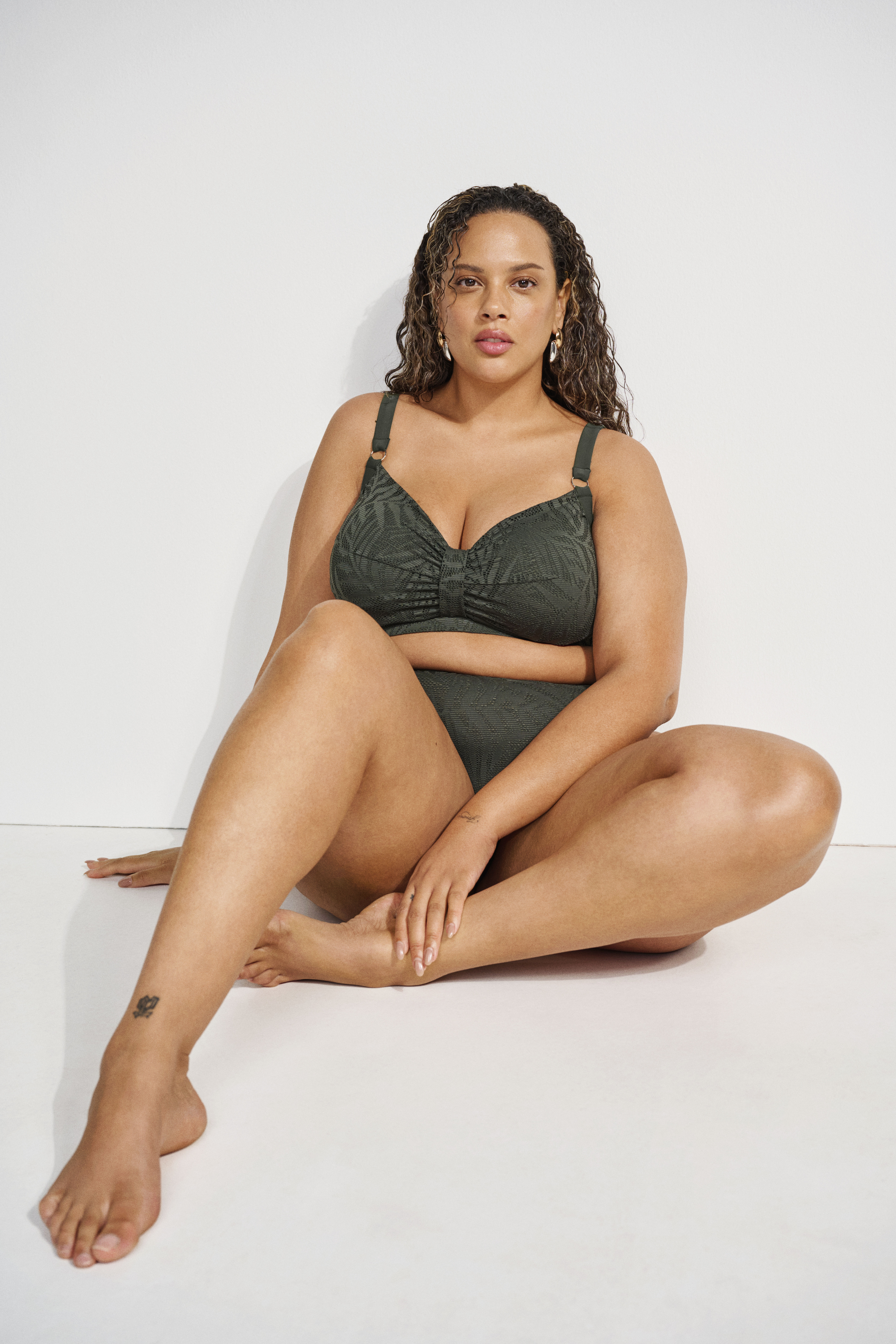 Zizzi Bikini med struktureret mesh, , Model