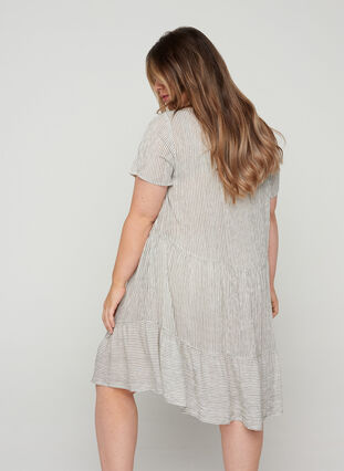 Kortærmet kjole med striber og knapper, White Stripe, Model image number 1