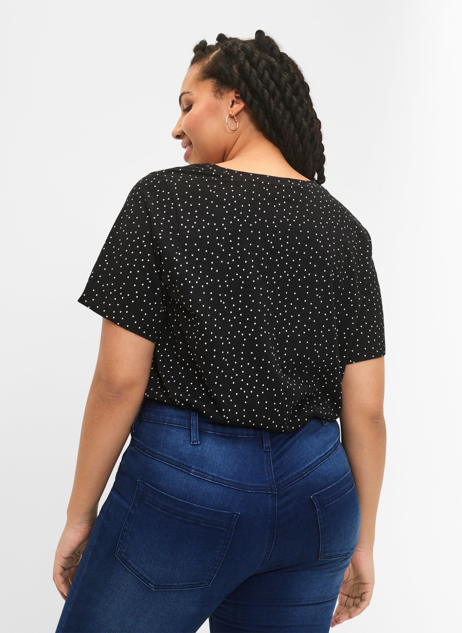 Zizzi T-shirt i &oslash;kologisk bomuld med prikker, Sort, Model image number 2