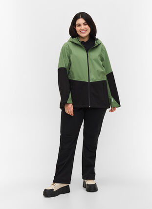 Vandtæt hiking jakke med hætte, Hedge Green Comb, Model image number 3