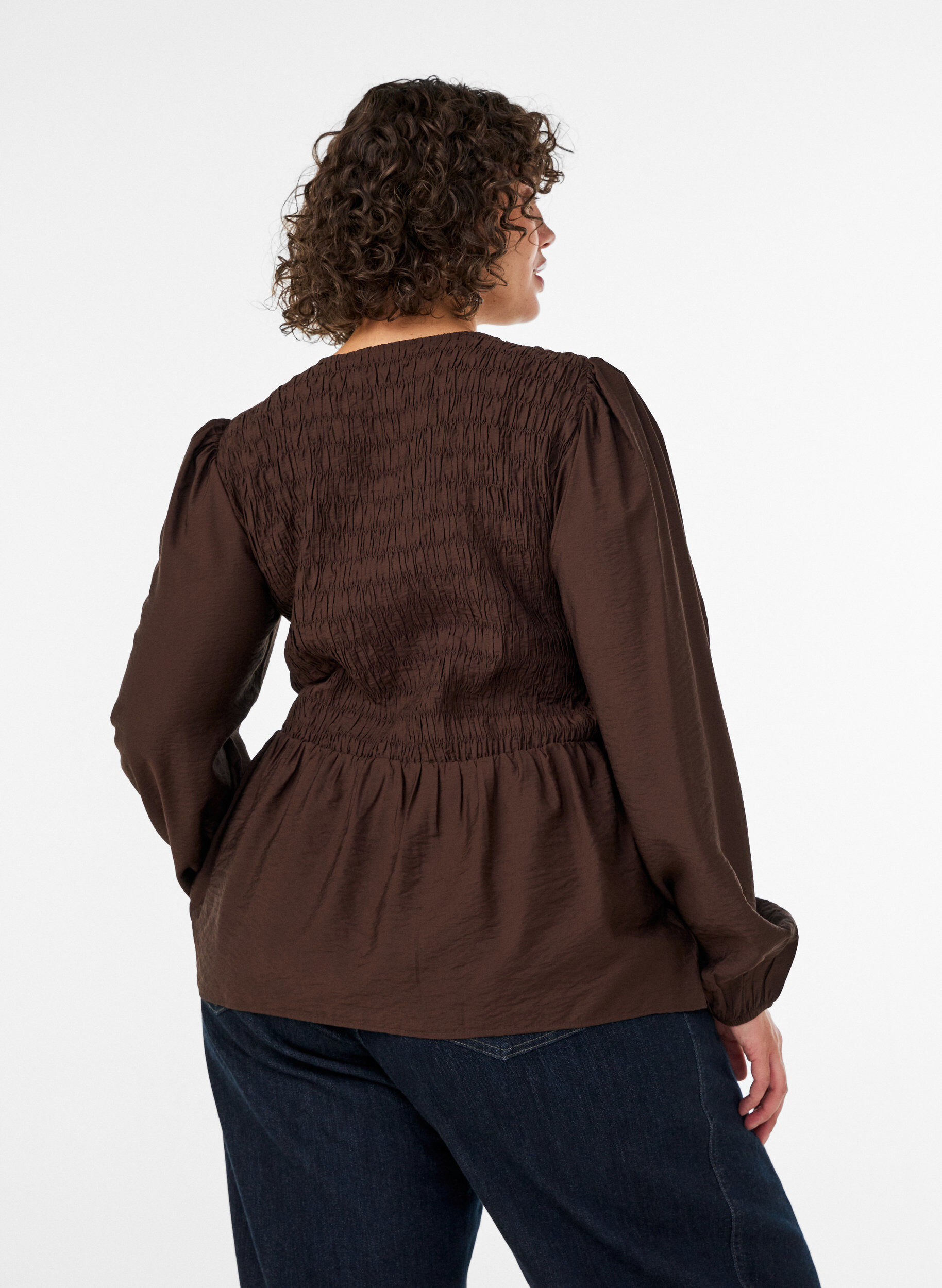 ZizziBluse med smock og lange &aelig;rmer, Brun, Model image number 2