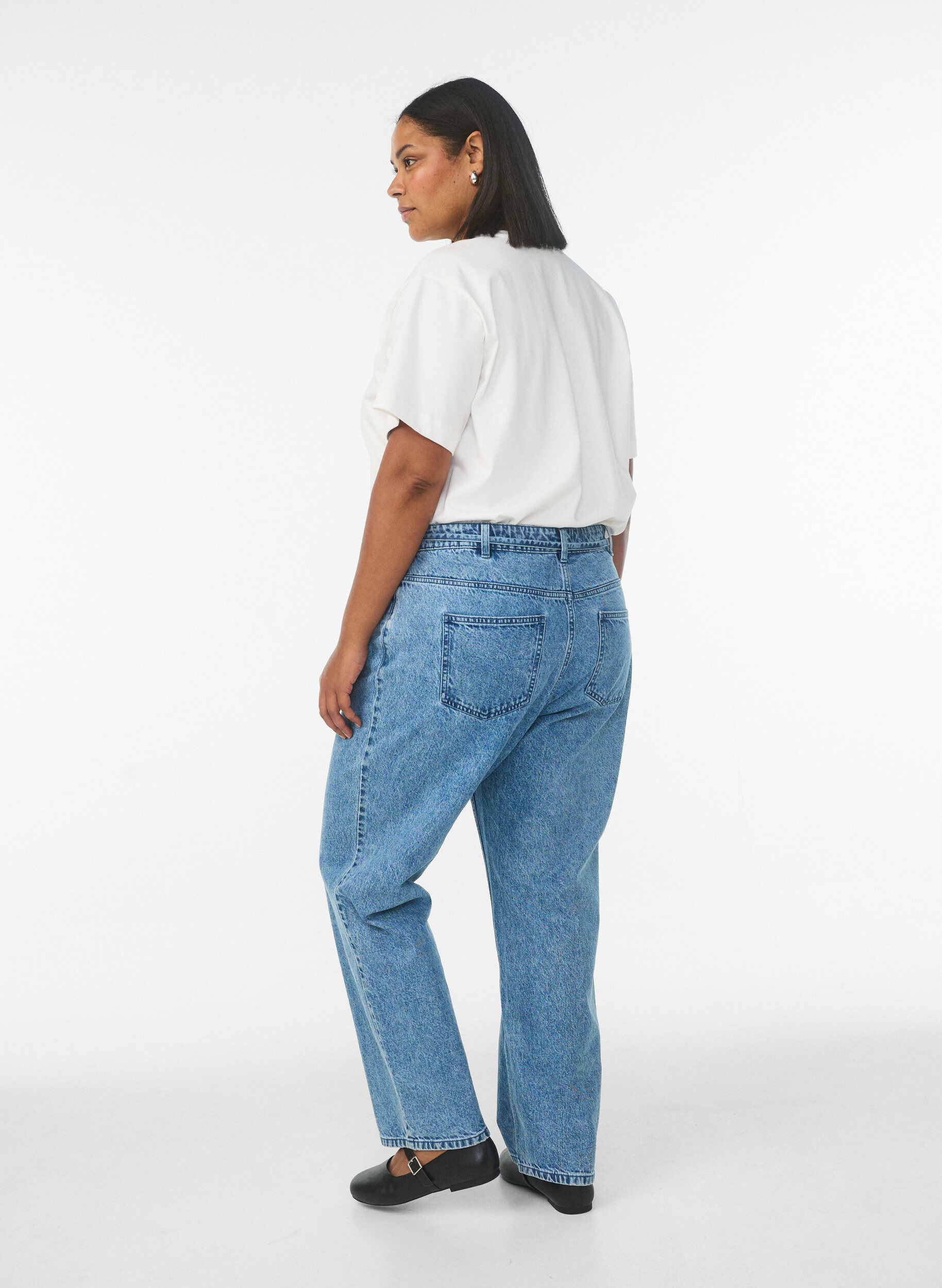 Zizzi Straight fit jeans med bindeb&aring;nd, Bl&aring;, Model image number 1