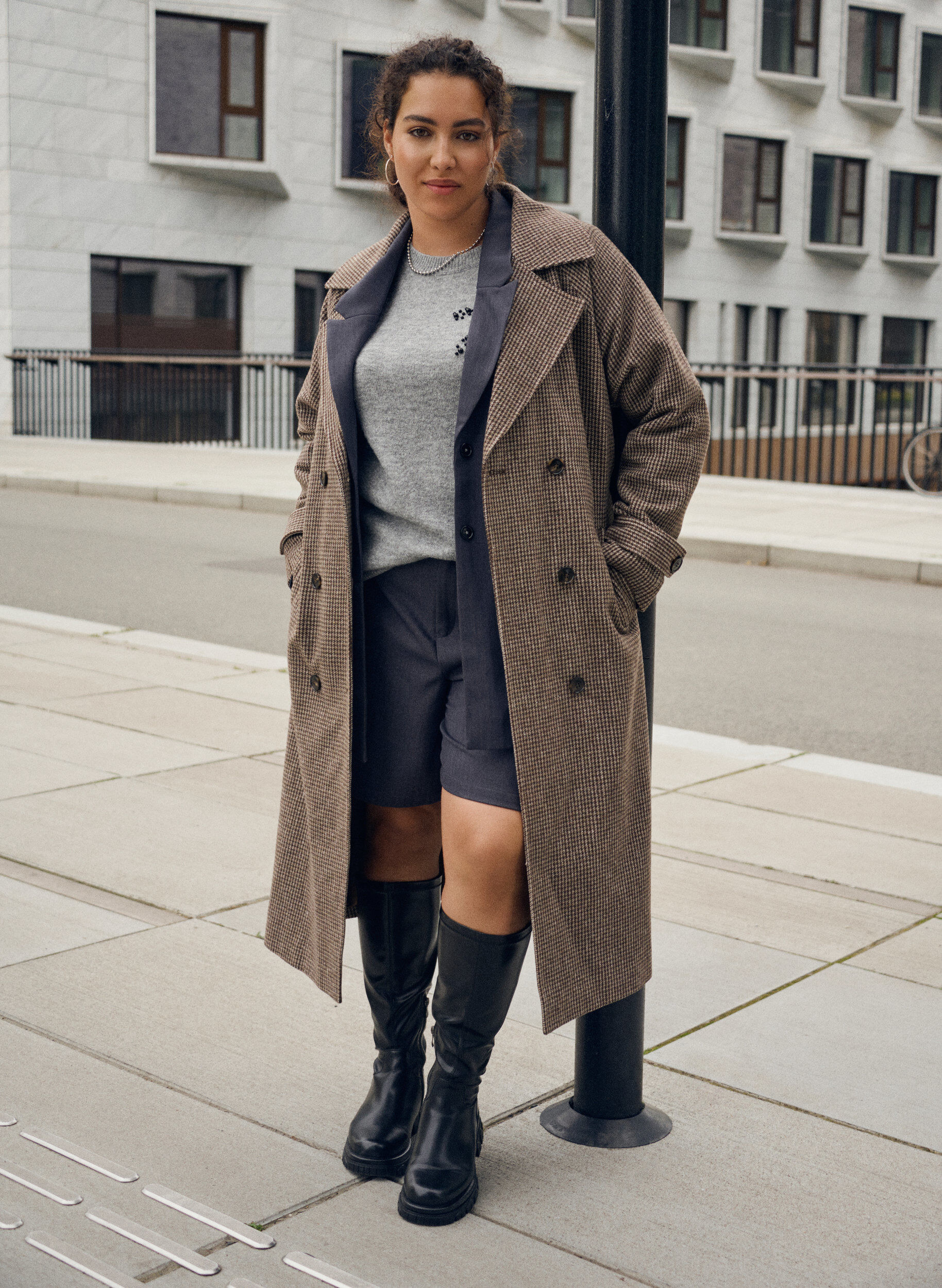 Zizzi Ternet frakke med b&aelig;lte, Brun, Image image number 0