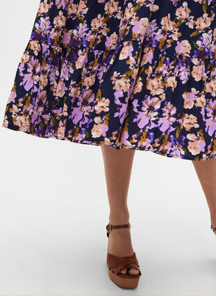 Kortærmet viskose kjole med print, Small Flower AOP, Model image number 2