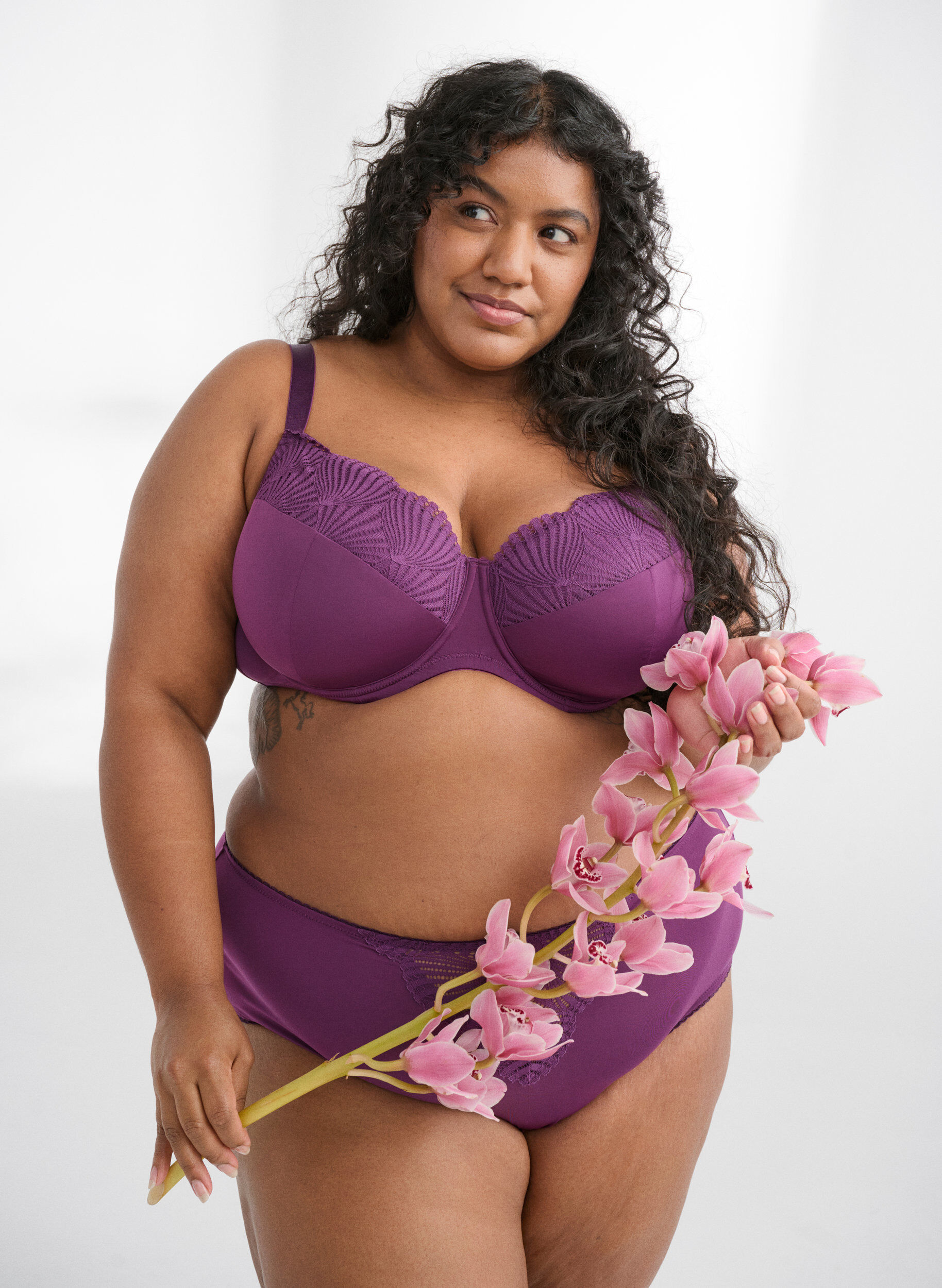 Zizzi Vatteret bh med blondedetalje, M&oslash;rk Bordeaux, Image image number 0