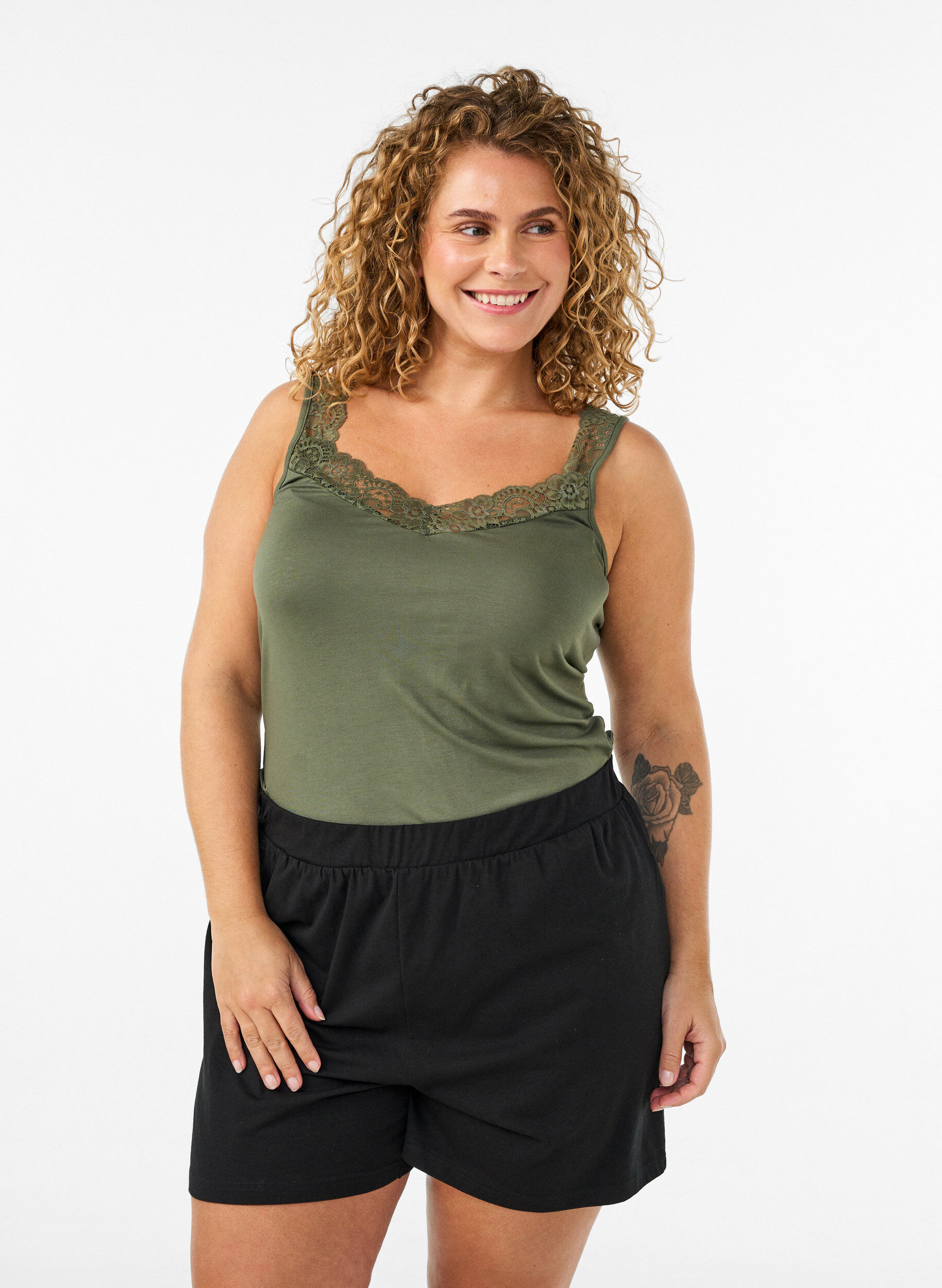 ZizziViskose top med blondekant, Gr&oslash;n, Model image number 0