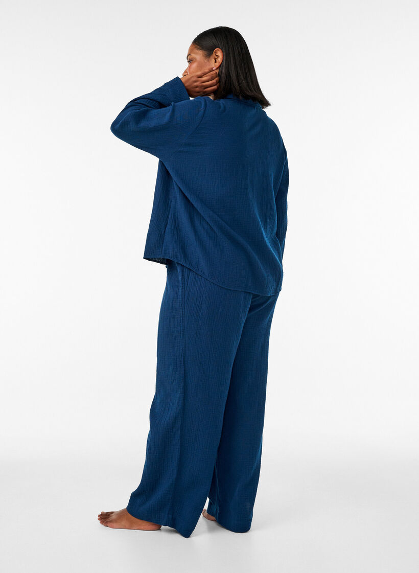 L&oslash;se pyjamasbukser i bomuldsmusselin, Bl&aring;, Model image number 1