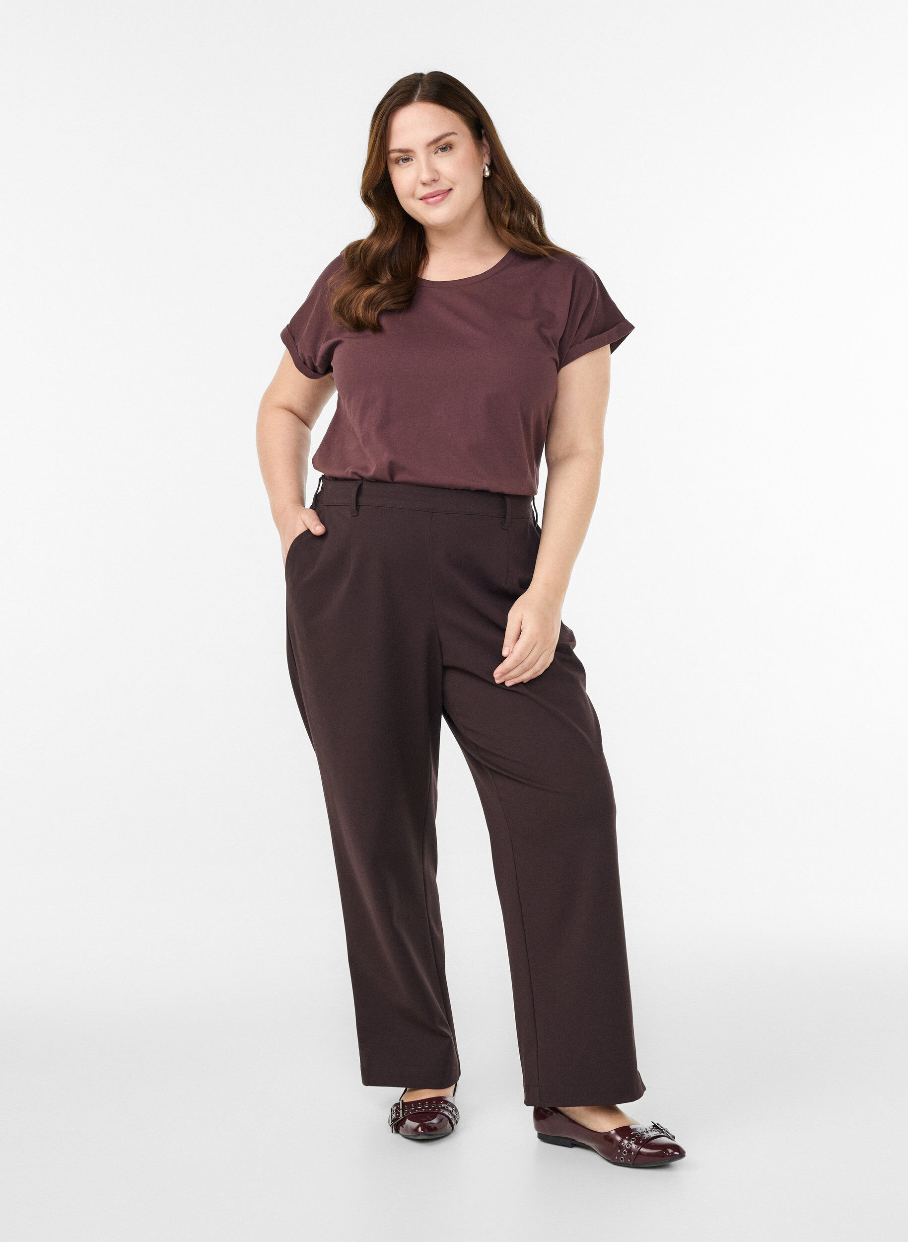 ZizziKort&aelig;rmet t-shirt i bomuldsblanding, M&oslash;rk Bordeaux, Model image number 1