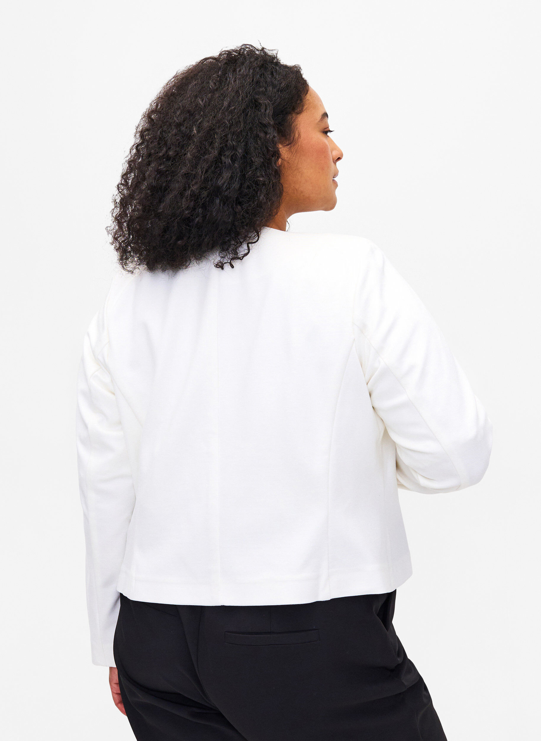 Zizzi Kort blazer uden lukning, Cloud Dancer, Model image number 1