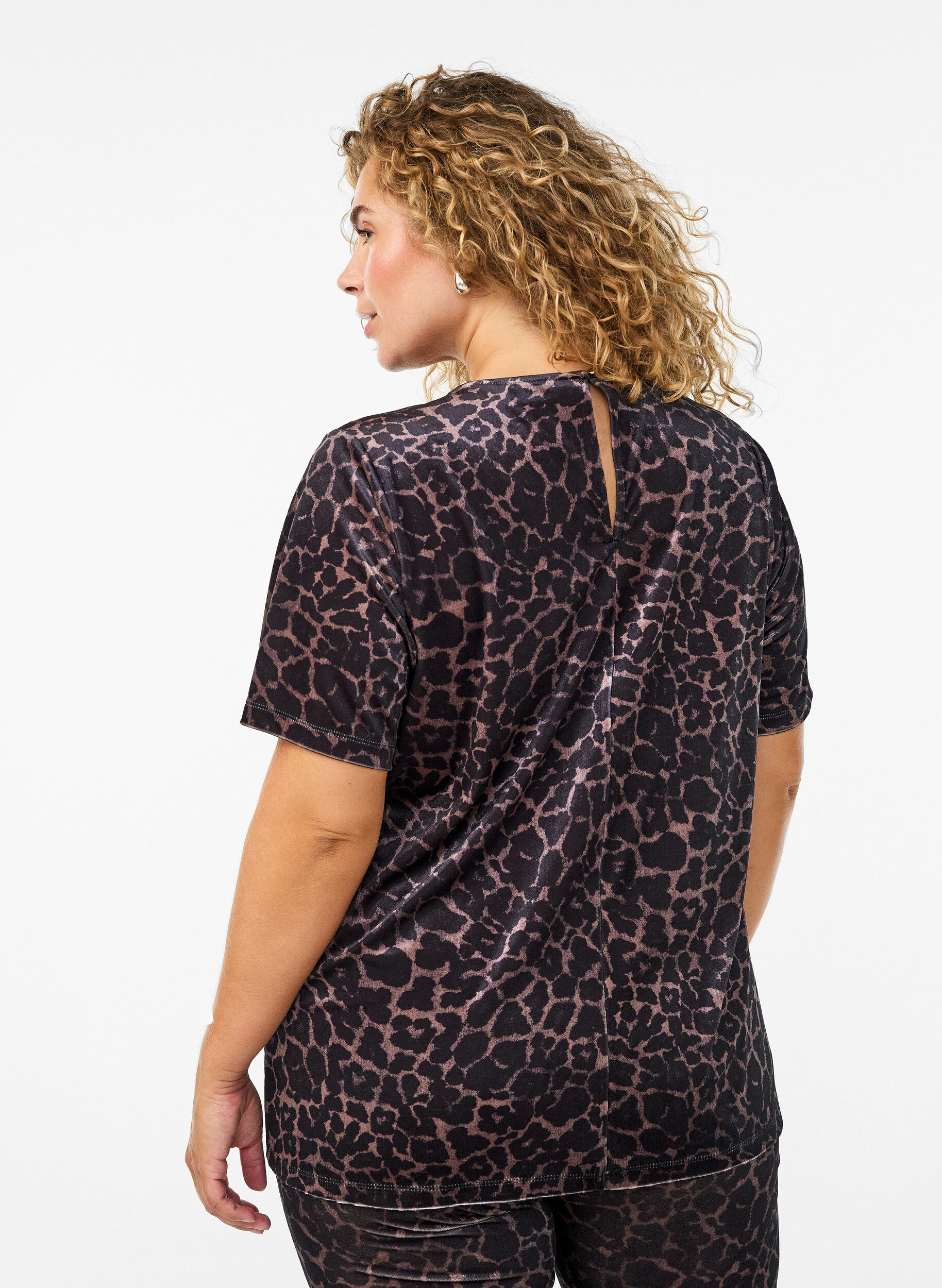 Zizzi Velourtop med korte &aelig;rmer, Brun, Model image number 2