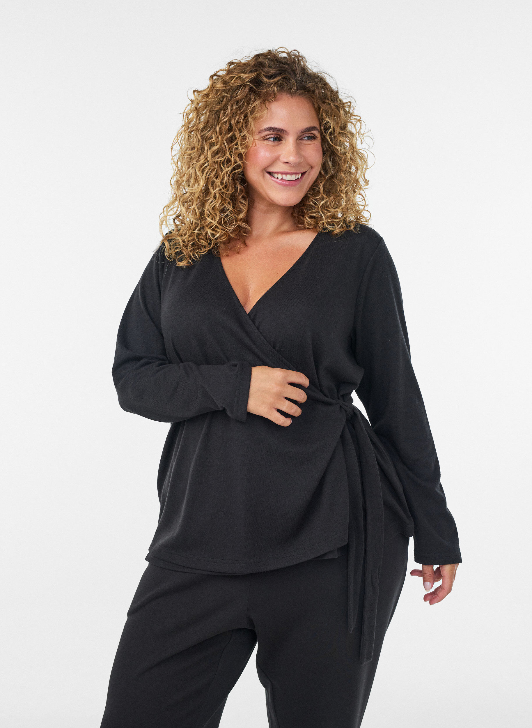 ZizziSl&aring;-om bluse i jersey med bindeb&aring;nd, Sort, Model image number 0
