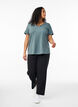 T-shirt med v-hals, Gr&oslash;n, Model image number 1