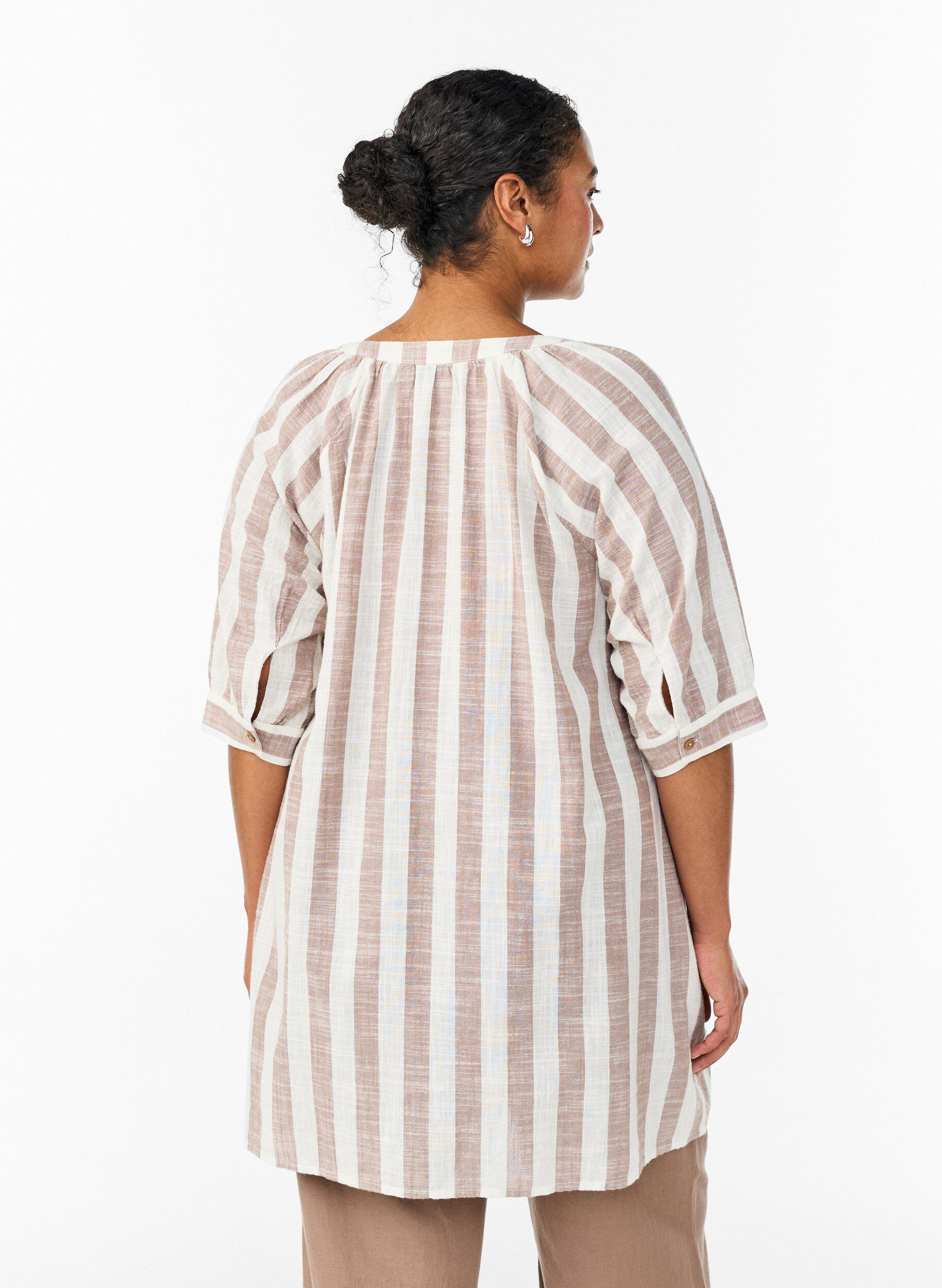 ZizziTunika i bomuld med V-udsk&aelig;ring, Beige, Model image number 2