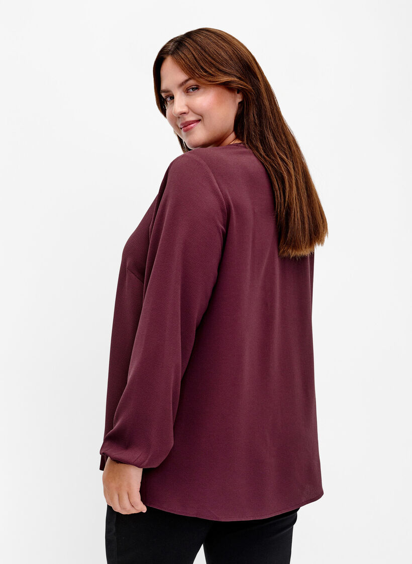 Ensfarvet bluse med v-hals, Fudge, Model image number 1