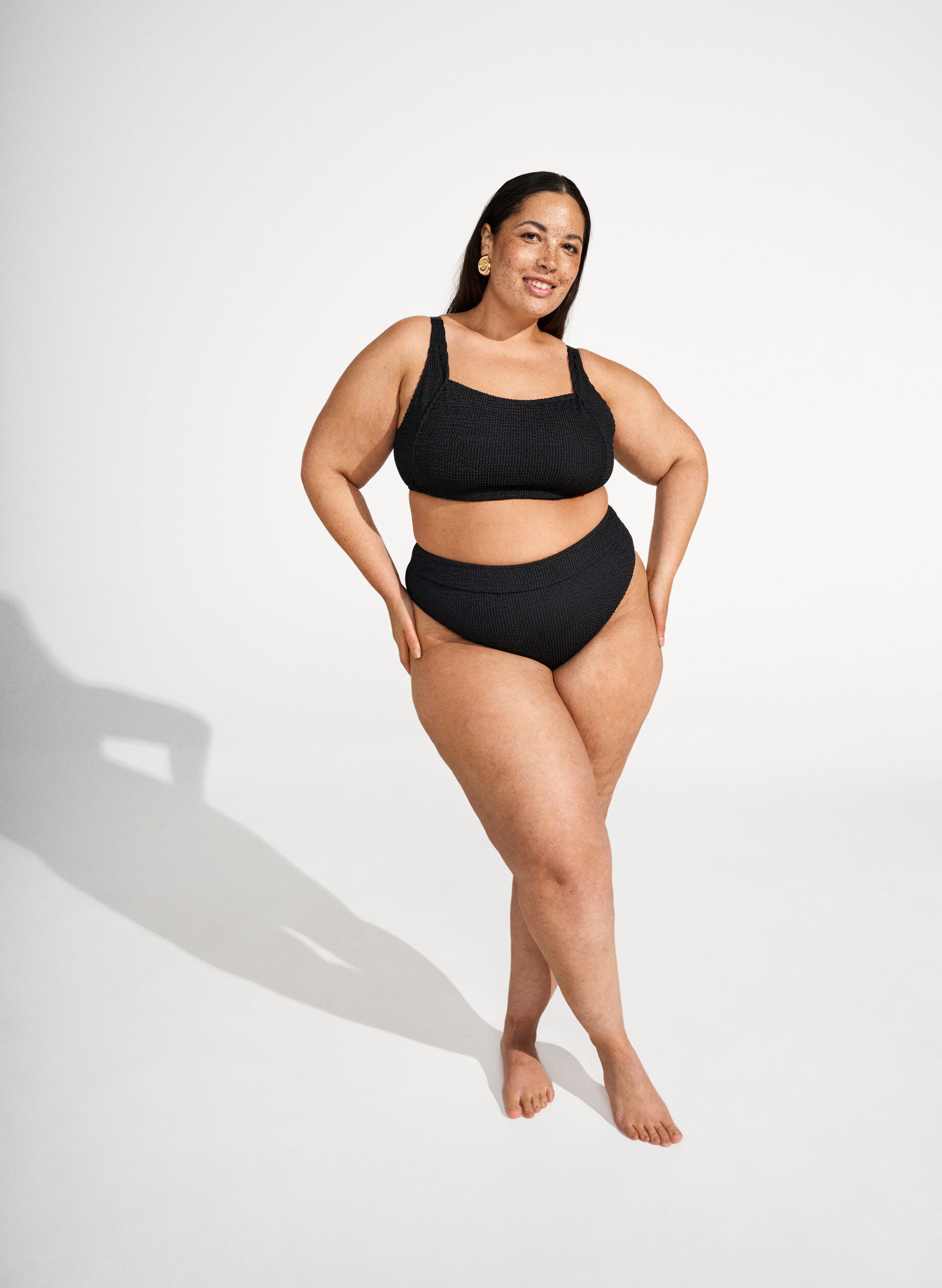 Zizzi Brazilian bikini trusse i crepe, Sort, Image image number 0