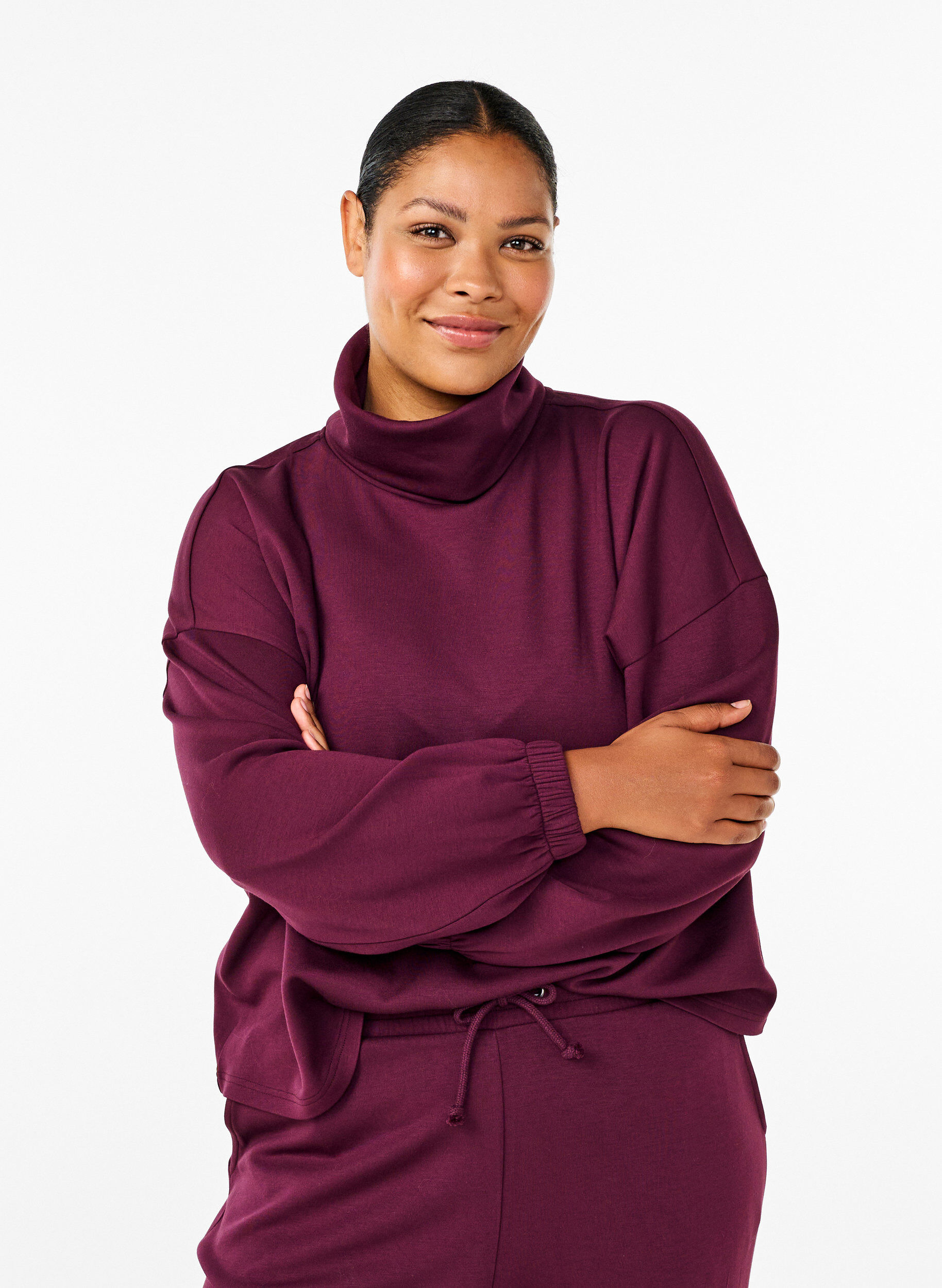 Bluse med turtleneck i modalmix, M&oslash;rk Bordeaux, Model