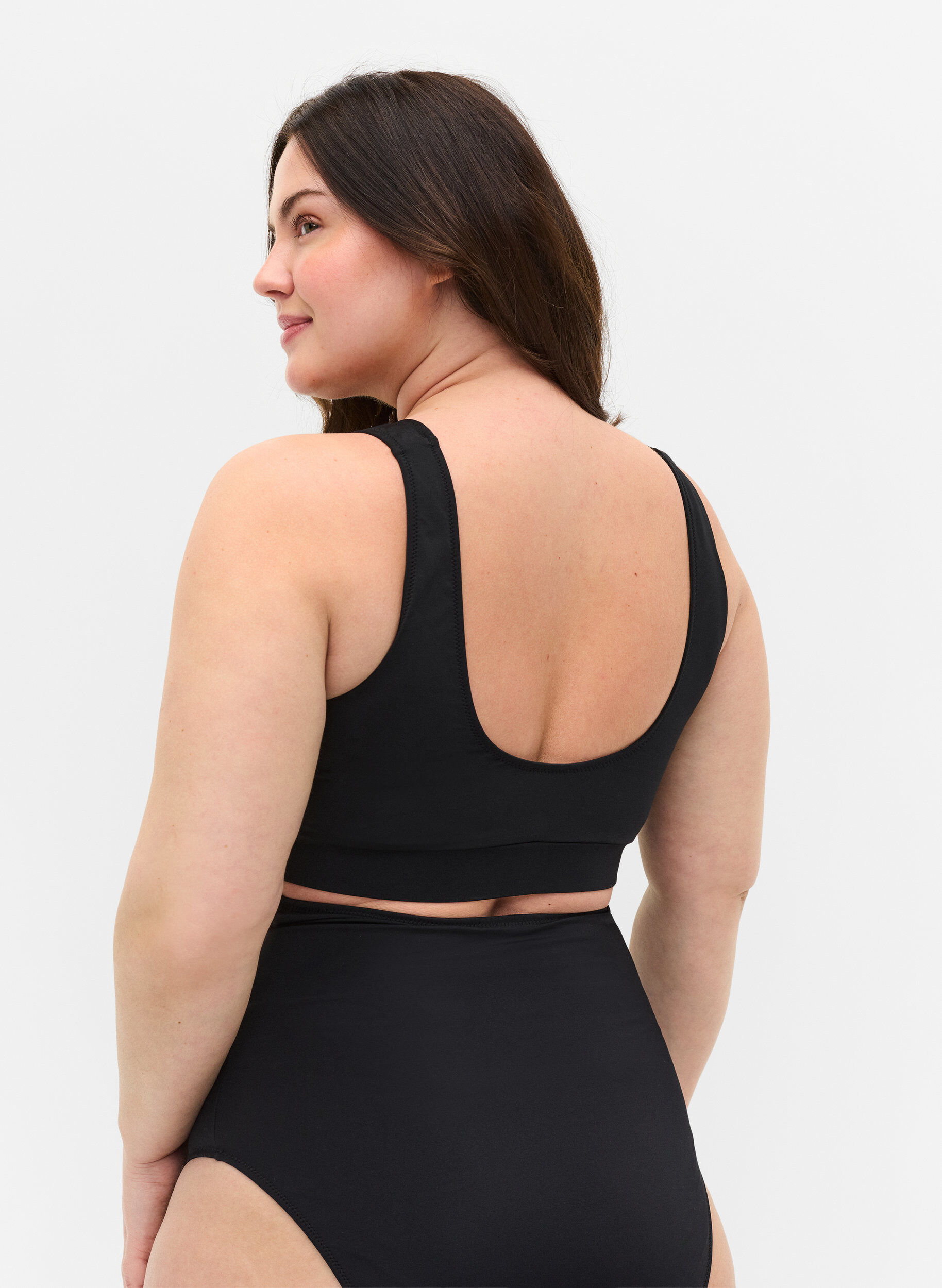 Zizzi Bikini top med rund halsudsk&aelig;ring, Black, Model image number 1