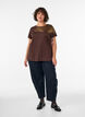 T-shirt i bomuld med blomstermotiv, Brun, Model image number 1