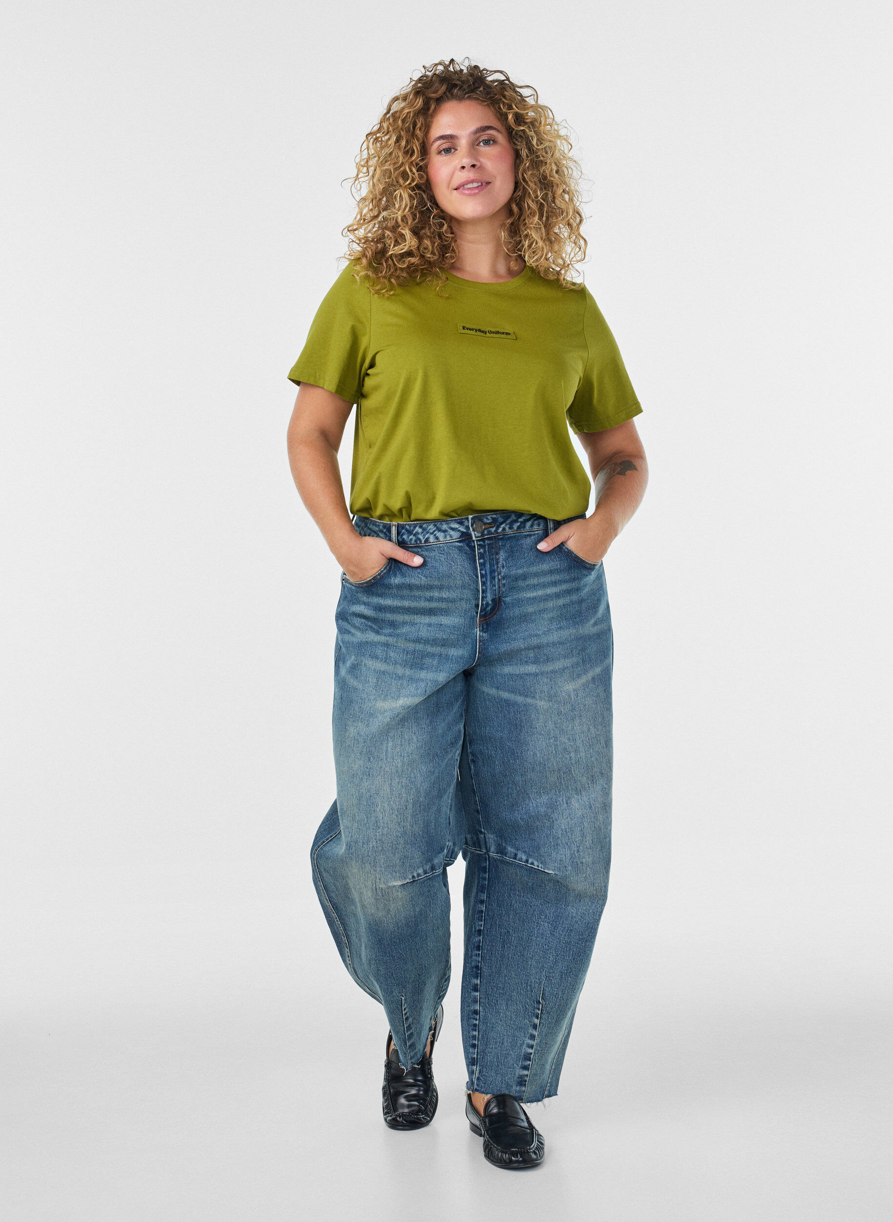 ZizziT-shirt i bomuld med tekstbadge, Gr&oslash;n, Model image number 1