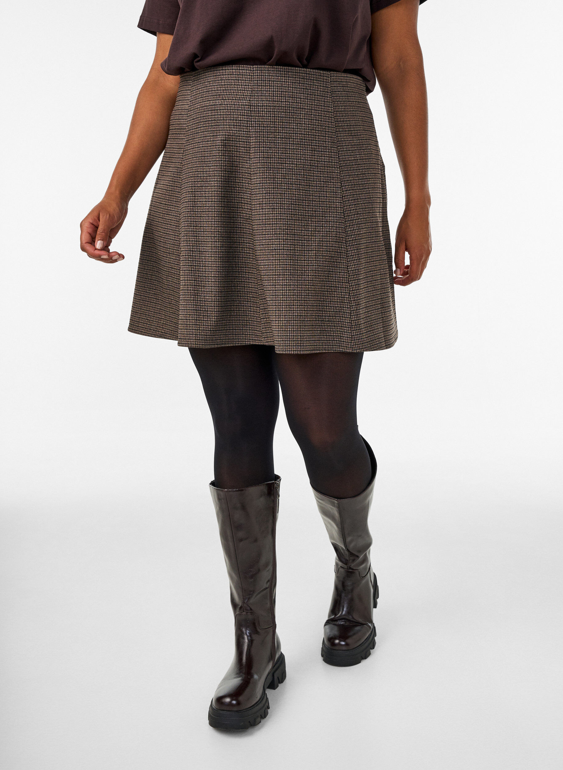ZizziSm&aring;ternet nederdel med A-form, Brun, Model image number 3
