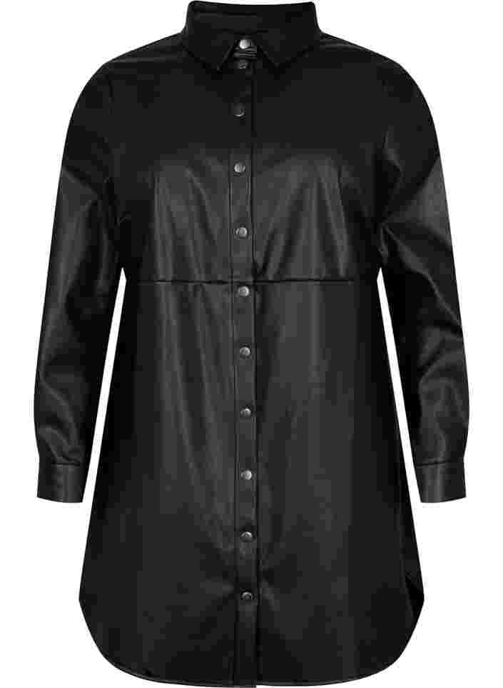 Lang skjorte i imiteret læder, Black, Packshot image number 0