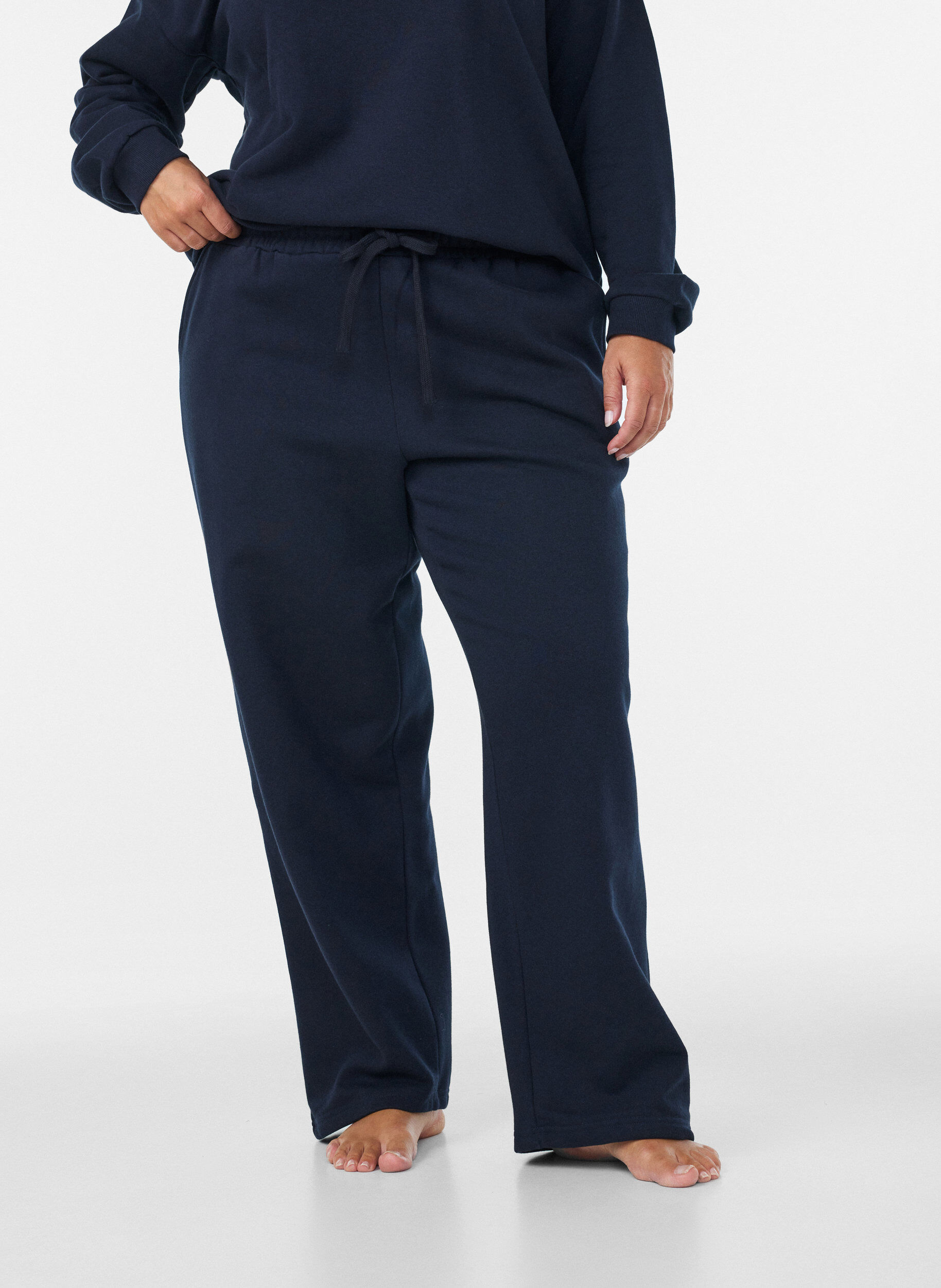 ZizziSweatpants med lommer, Bl&aring;, Model image number 2