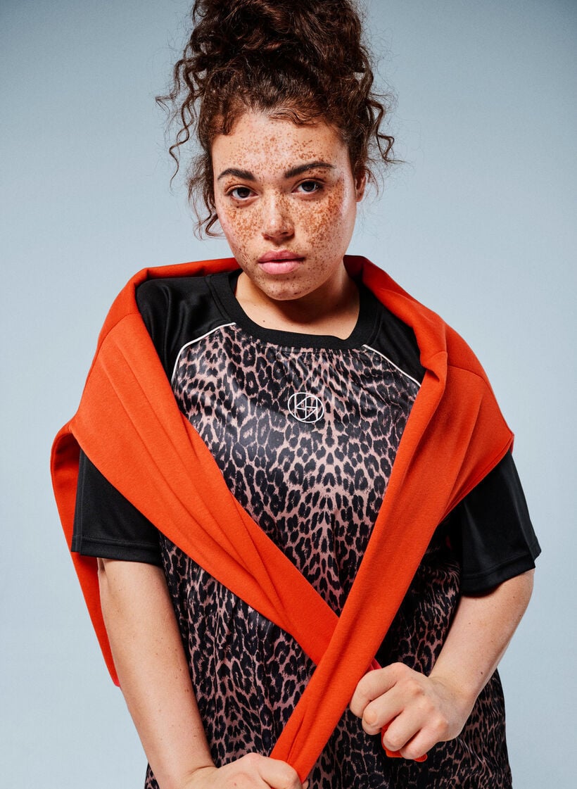 Tr&aelig;ningst-shirt med leopardprint og raglan&aelig;rmer, Brun, Image image number 0