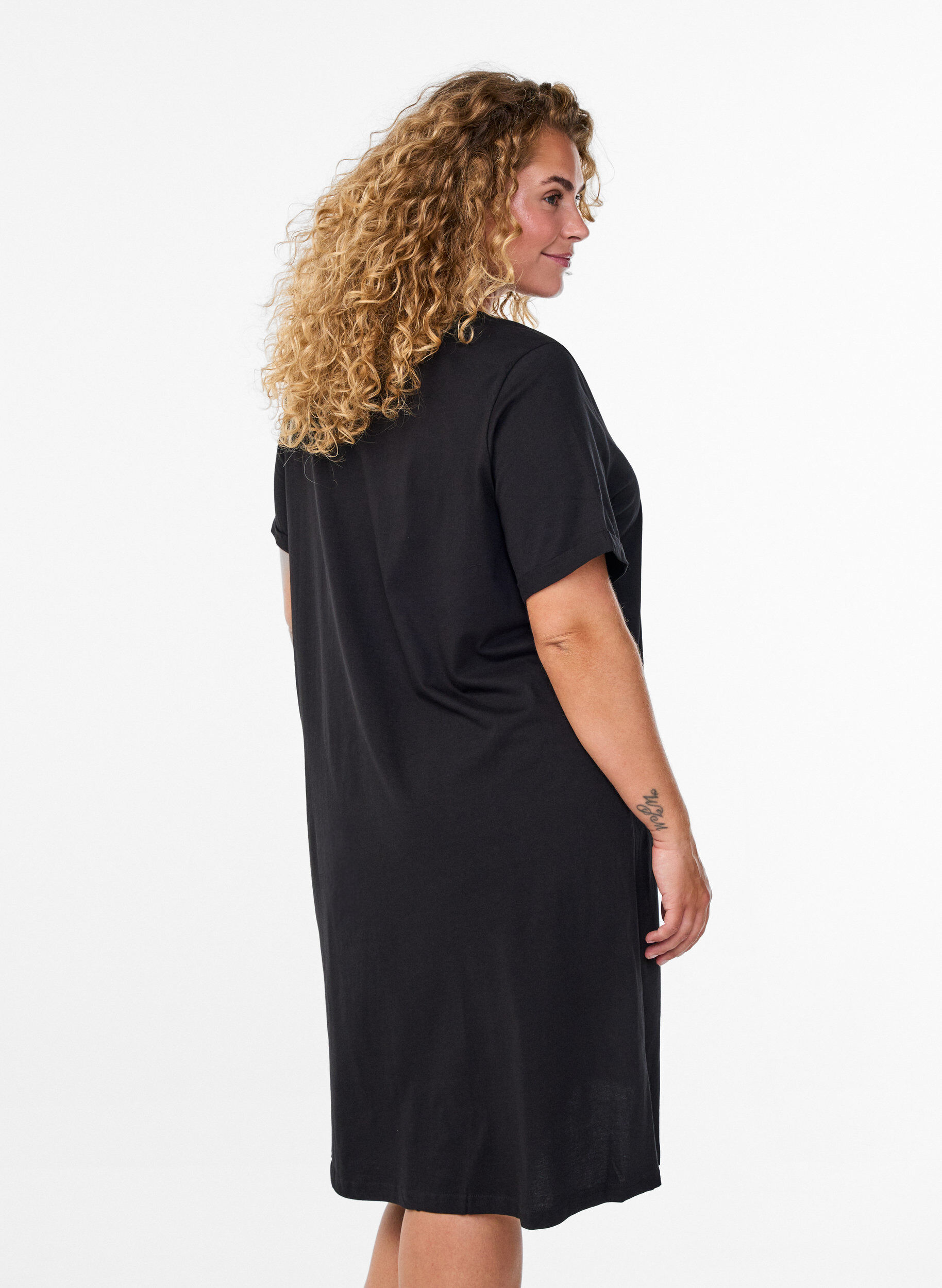 ZizziKort&aelig;rmet natkjole i &oslash;kologisk bomuld, Sort, Model image number 2
