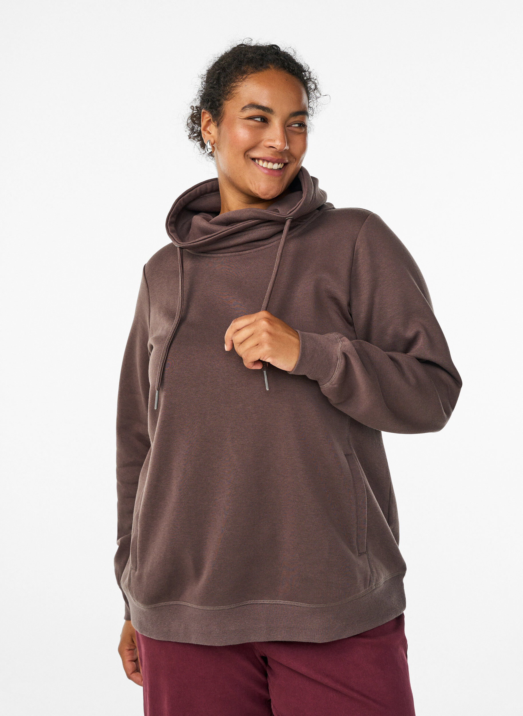 Sweatshirt med h&oslash;j krave og lommer, Brun, Model