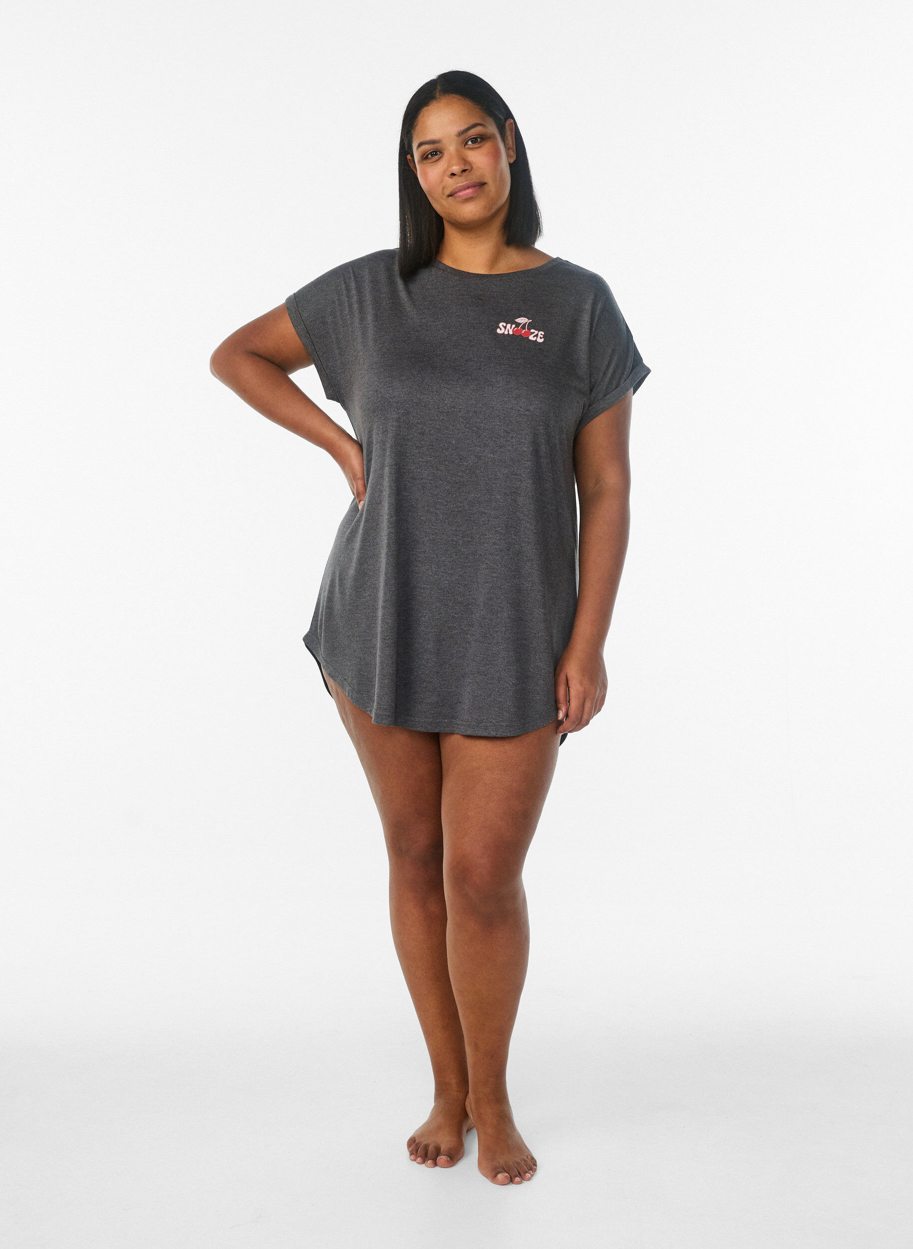 ZizziKort&aelig;rmet natkjole med tekstprint, Sort, Model image number 1