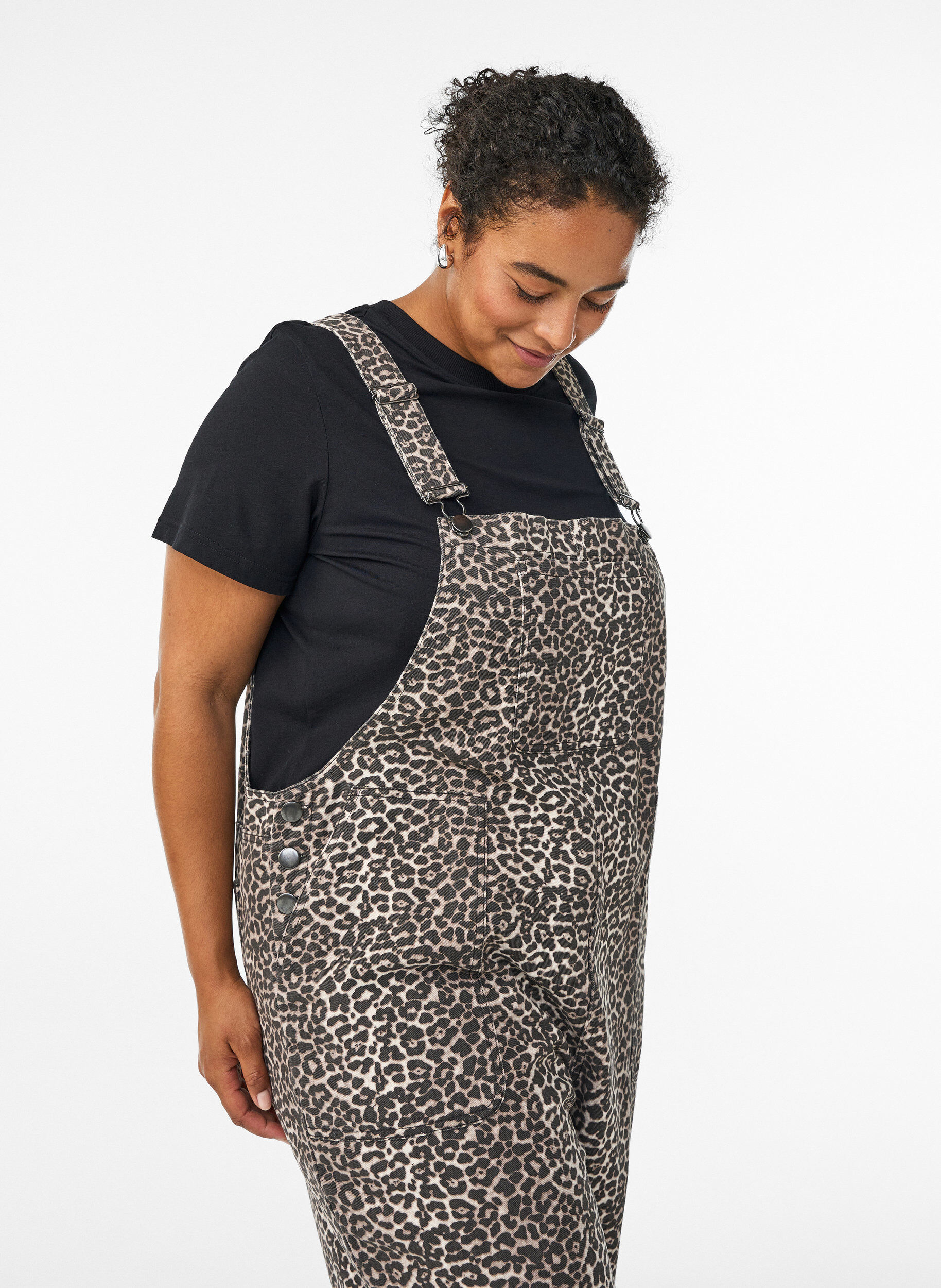 Zizzi Leopardm&oslash;nstrede overalls i denim, Brun, Model image number 2