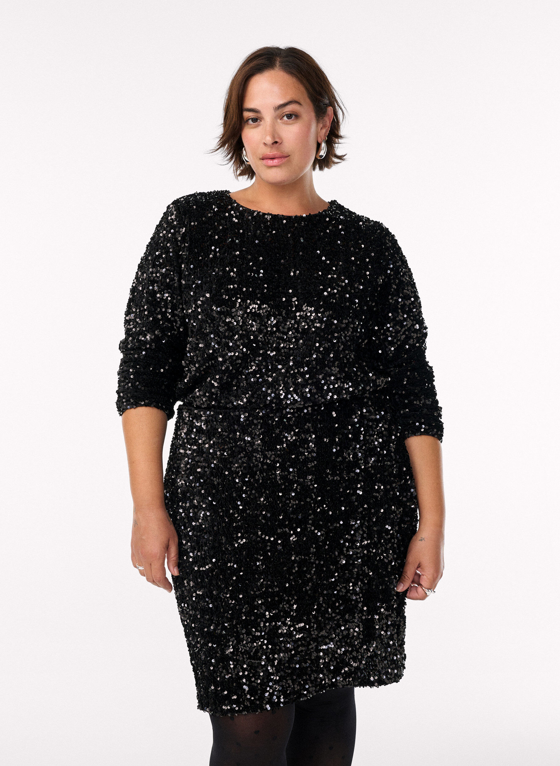 Kort pailletnederdel med elastisk linning, Sort, Model