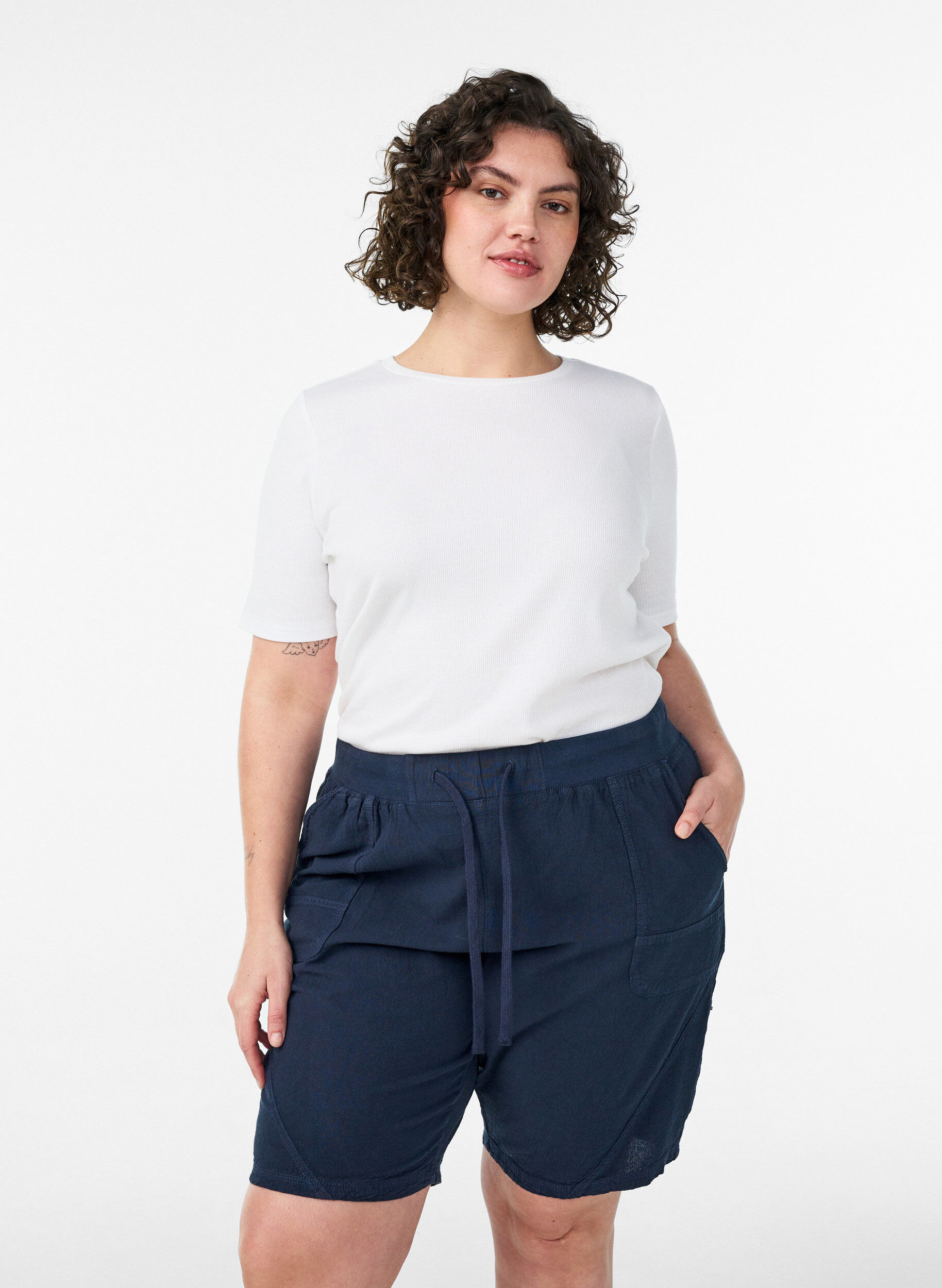 L&oslash;se shorts i bomuld med lommer, Bl&aring;, Model