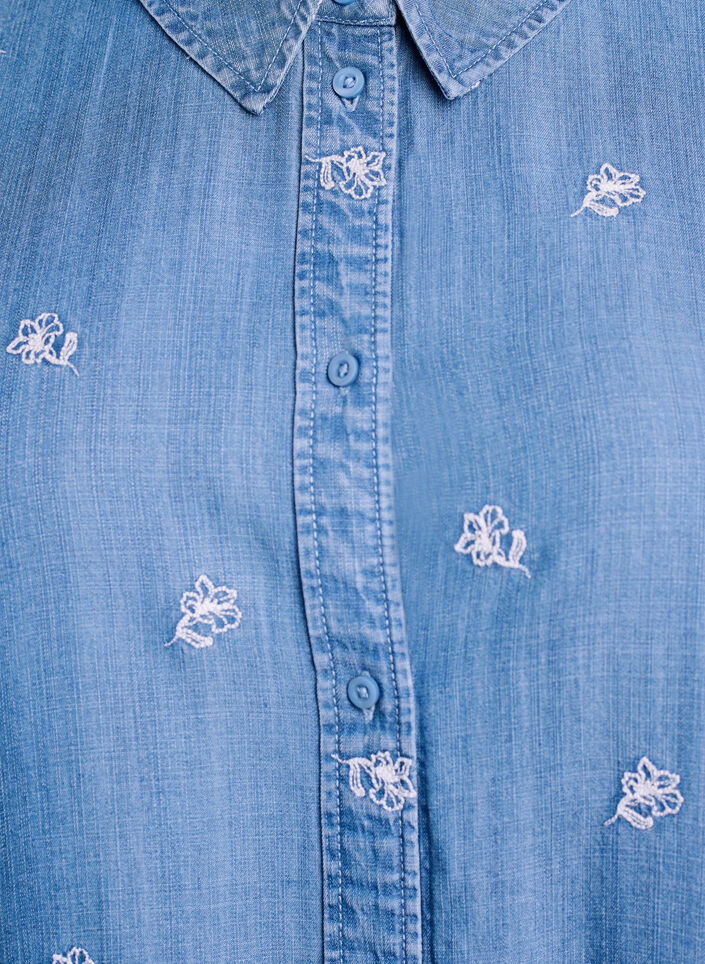 Skjortebluse i lyocell med denimlook og blomsterbroderi, Bl&aring;, Packshot image number 2