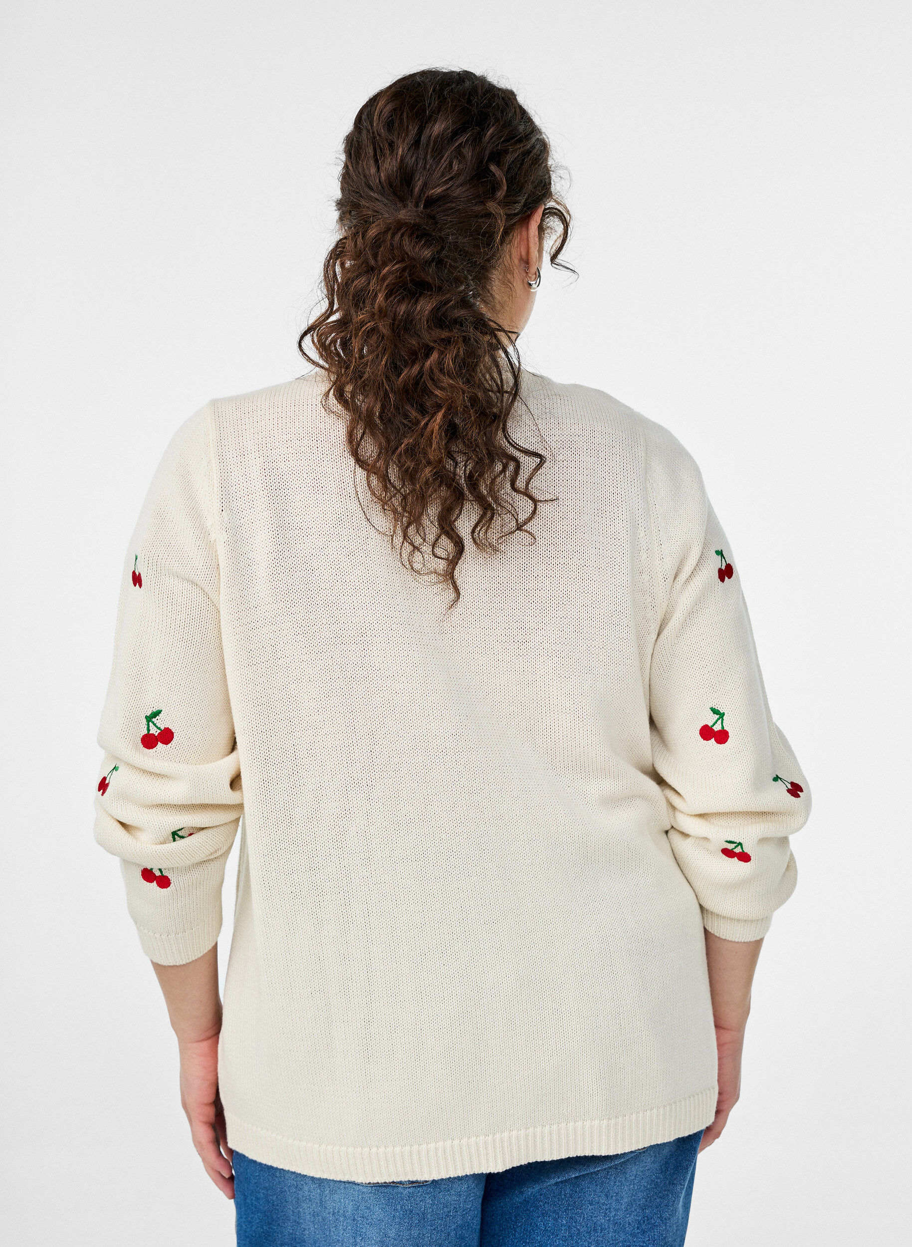 Zizzi Strikket cardigan med kirseb&aelig;rbroderi, Vanilla, Model image number 2