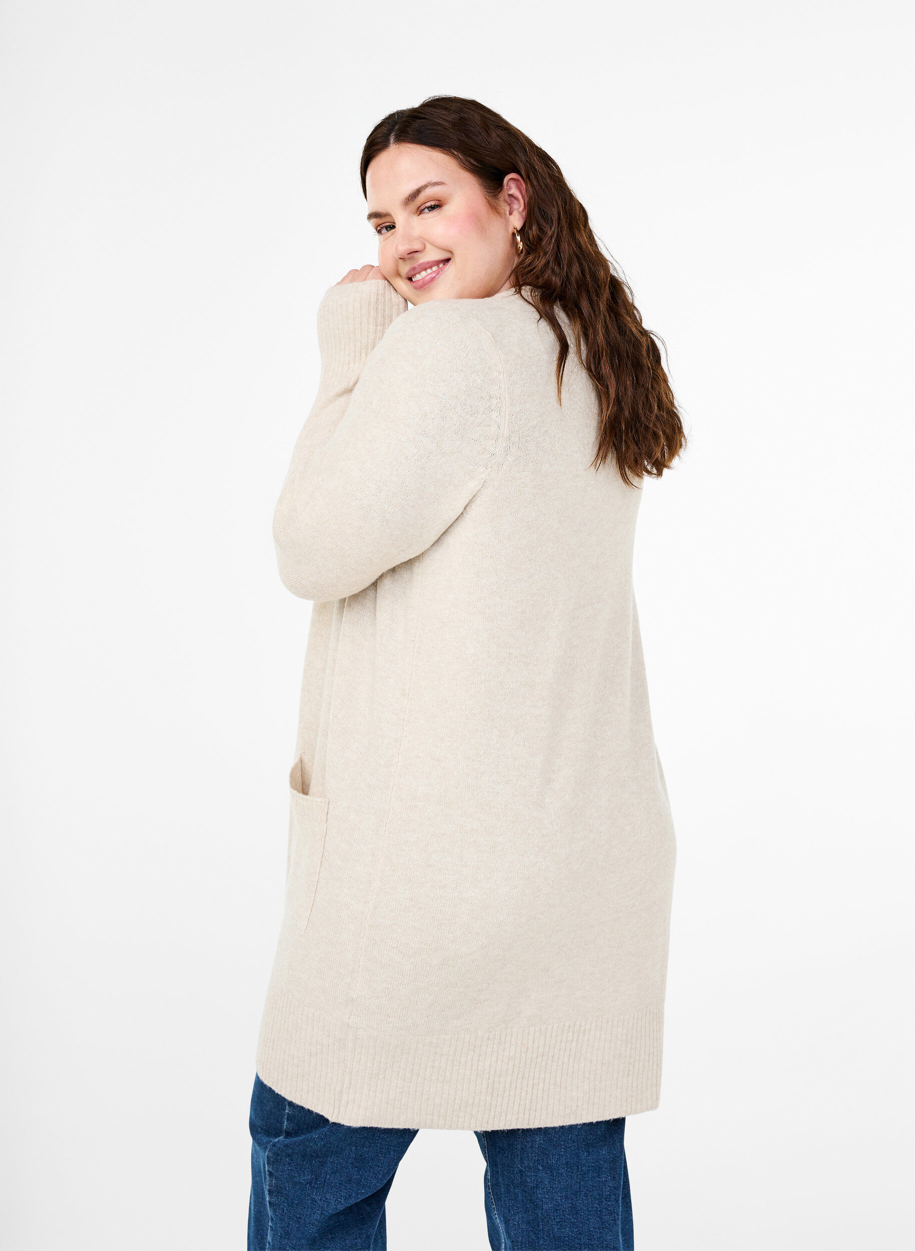 Zizzi Meleret strik cardigan med lommer, Beige, Model image number 2