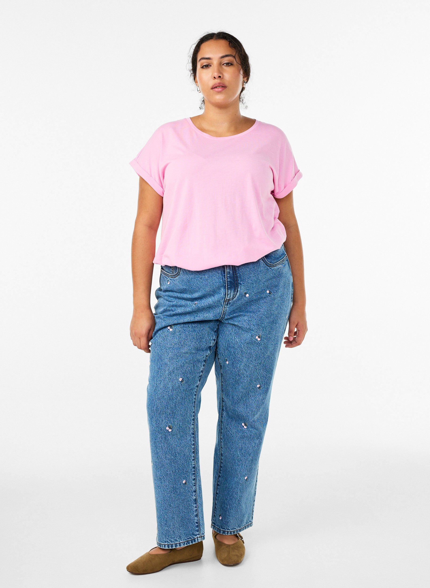 Zizzi 2-pak kort&aelig;rmet t-shirts, Lyser&oslash;d, Model image number 1