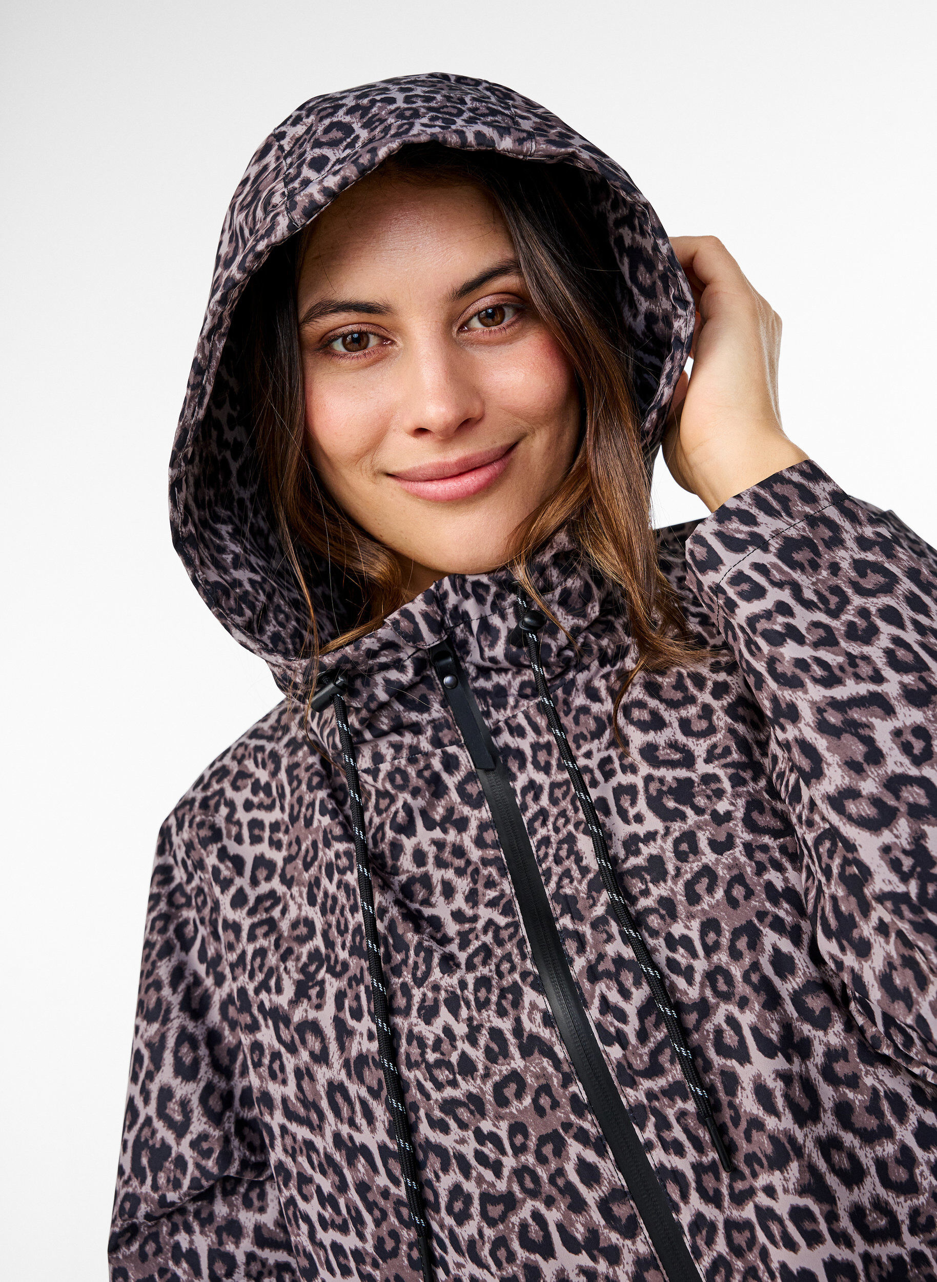 Zizzi Regnjakke med lommer og h&aelig;tte, Brun, Model image number 3