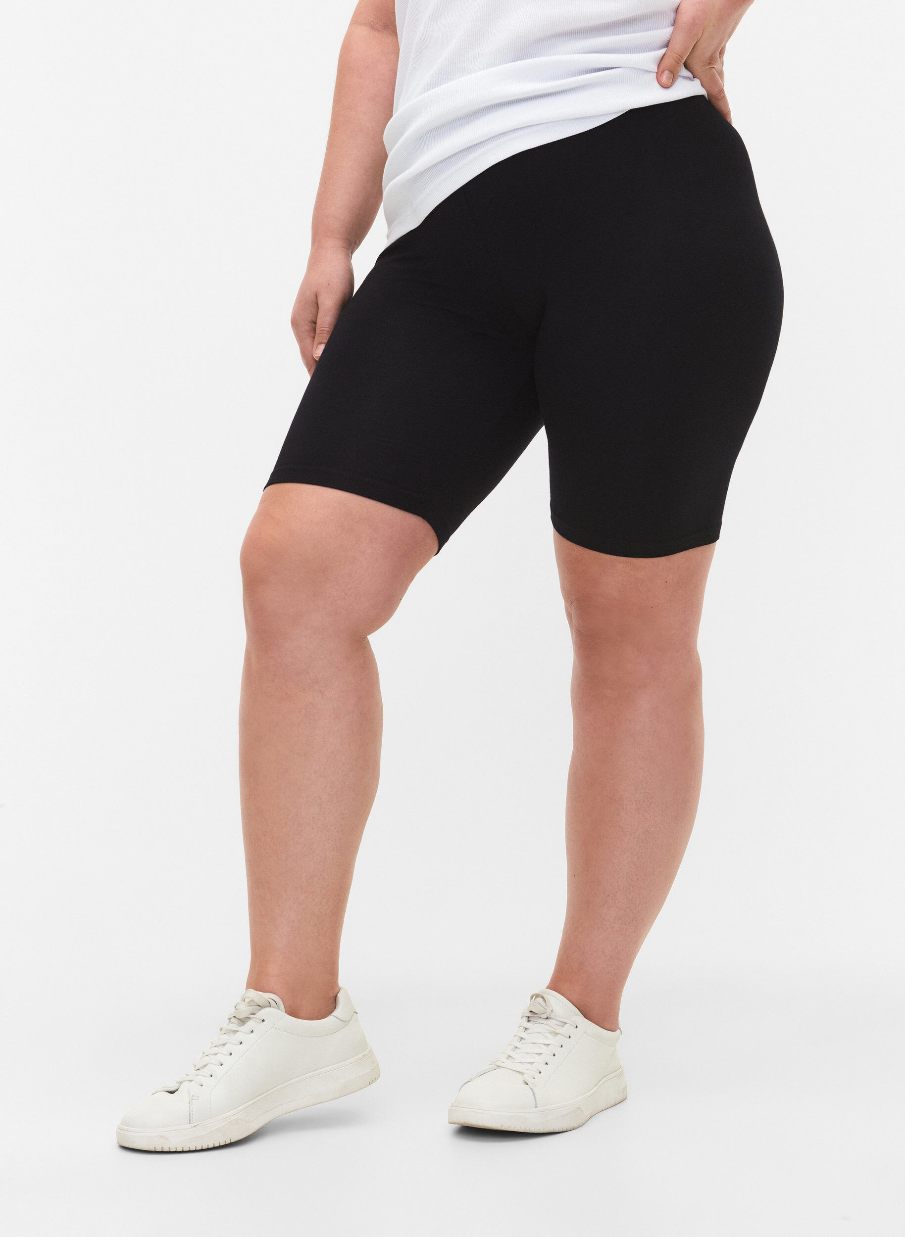 Ensfarvede basis cykelshorts, Sort, Model