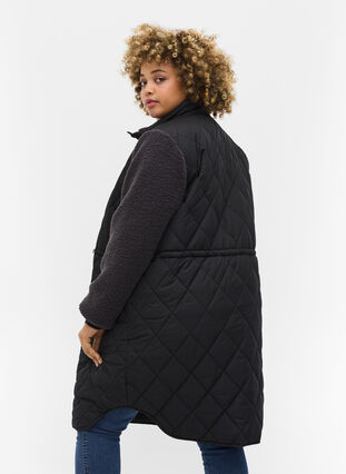 Quiltet jakke med teddy og justerbar talje, Black Comb, Model image number 1