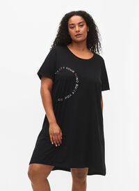 Kortærmet natkjole i økologisk bomuld , Black W. Don't, Model