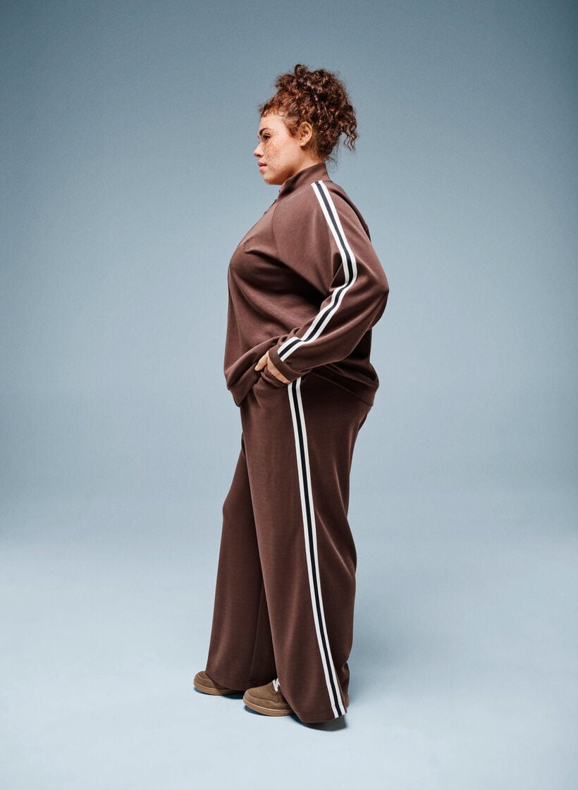 L&oslash;se tr&aelig;ningsbukser med h&oslash;j talje og stribedetalje, Brun, Image image number 0