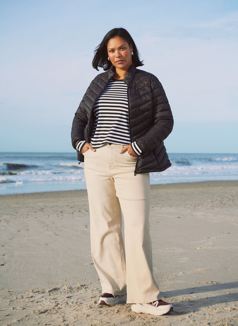 Letvægtsjakke med lommer, Sort, Image image number 0