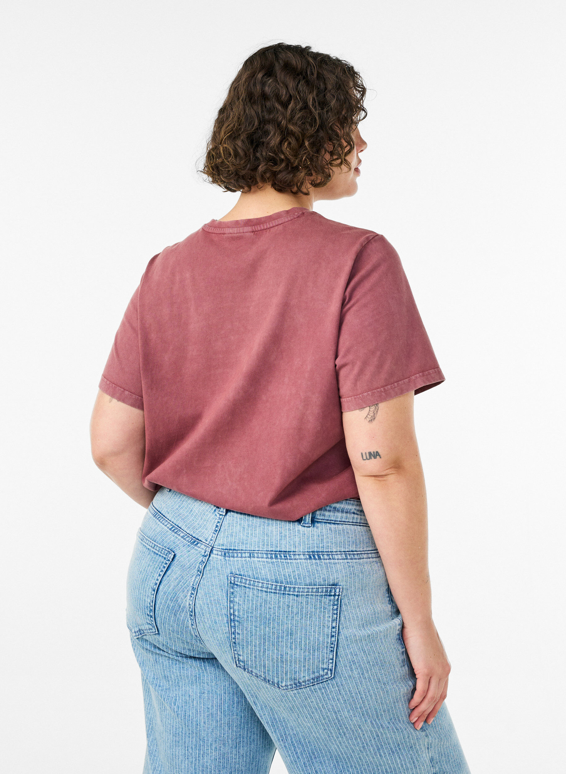 ZizziT-shirt i bomuld med frontprint og vasket look, R&oslash;d, Model image number 2
