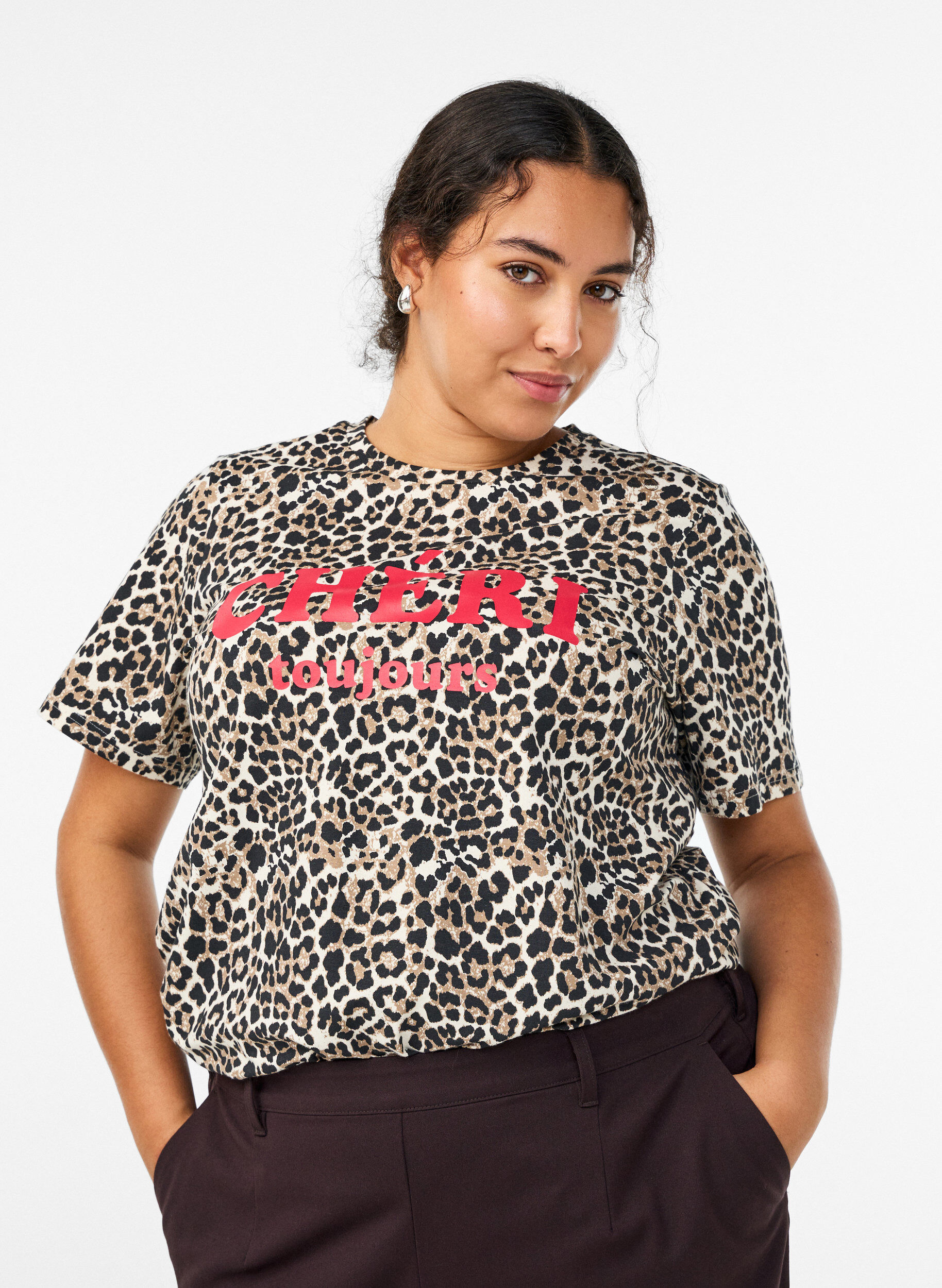T-shirt med leopardprint og tekstmotiv, Brun, Model