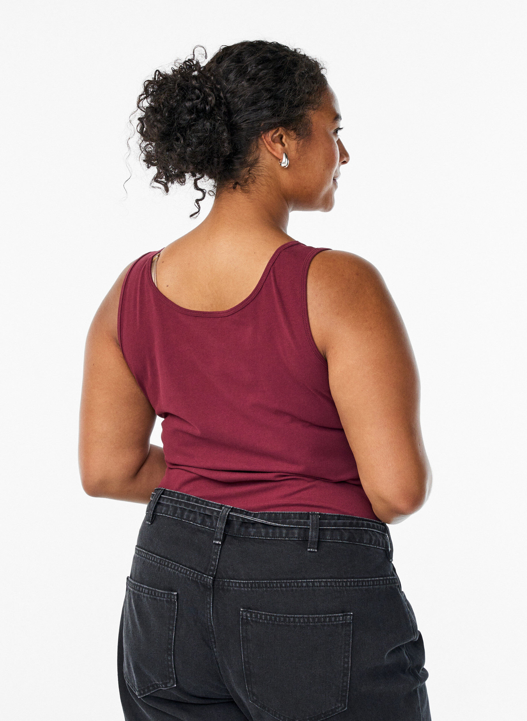 Zizzi Ensfarvet basis top i bomuld, M&oslash;rk Bordeaux, Model image number 2