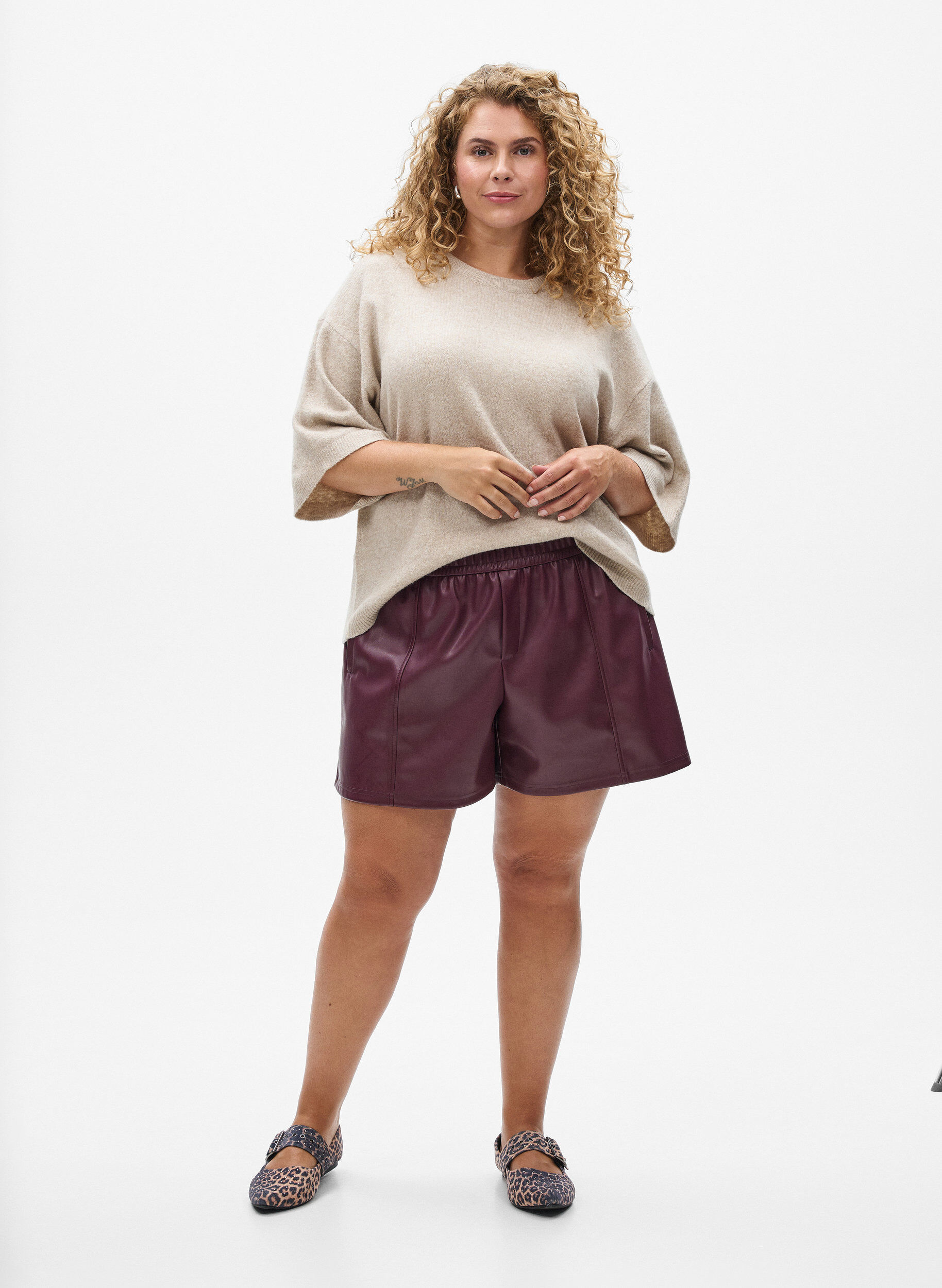 ZizziL&oslash;s strikbluse med korte &aelig;rmer, Beige, Model image number 1