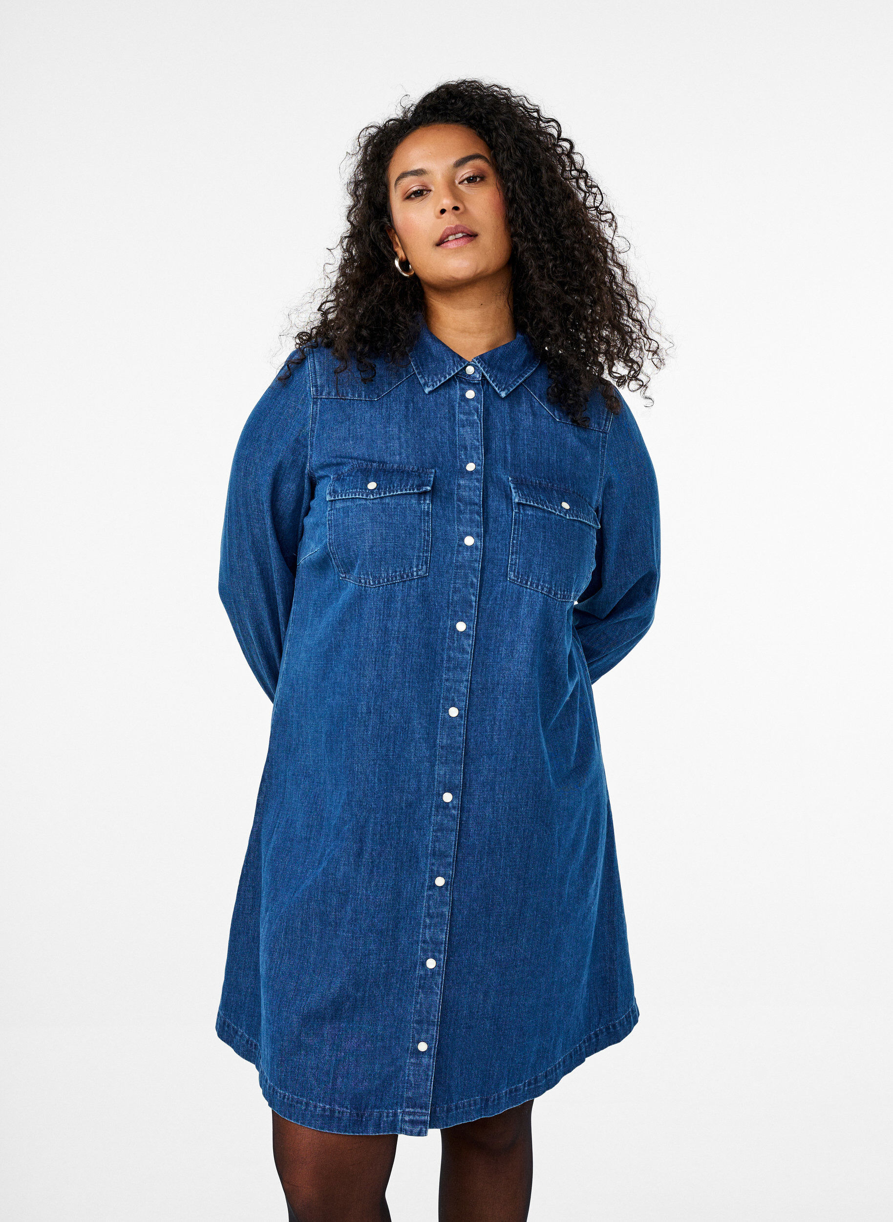 Zizzi Denimkjole med knapper, Bl&aring;, Model image number 0