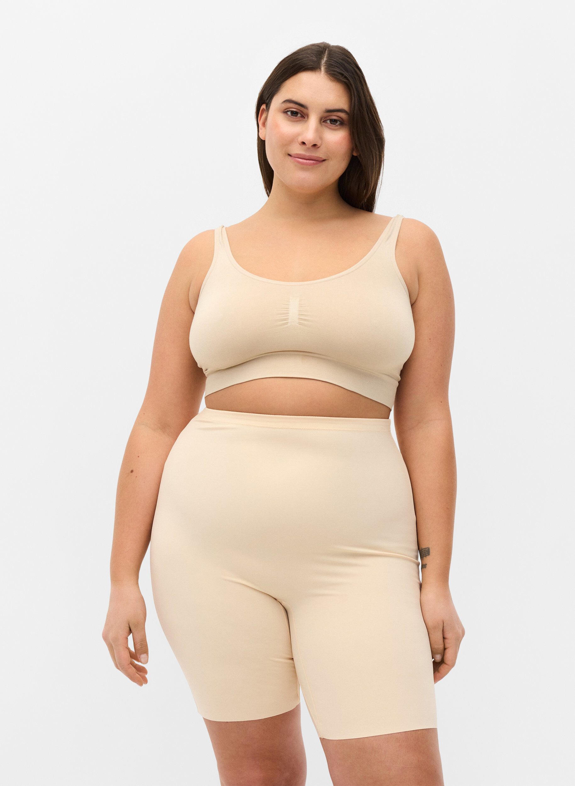 Light shapewear shorts med h&oslash;j talje, Beige, Model