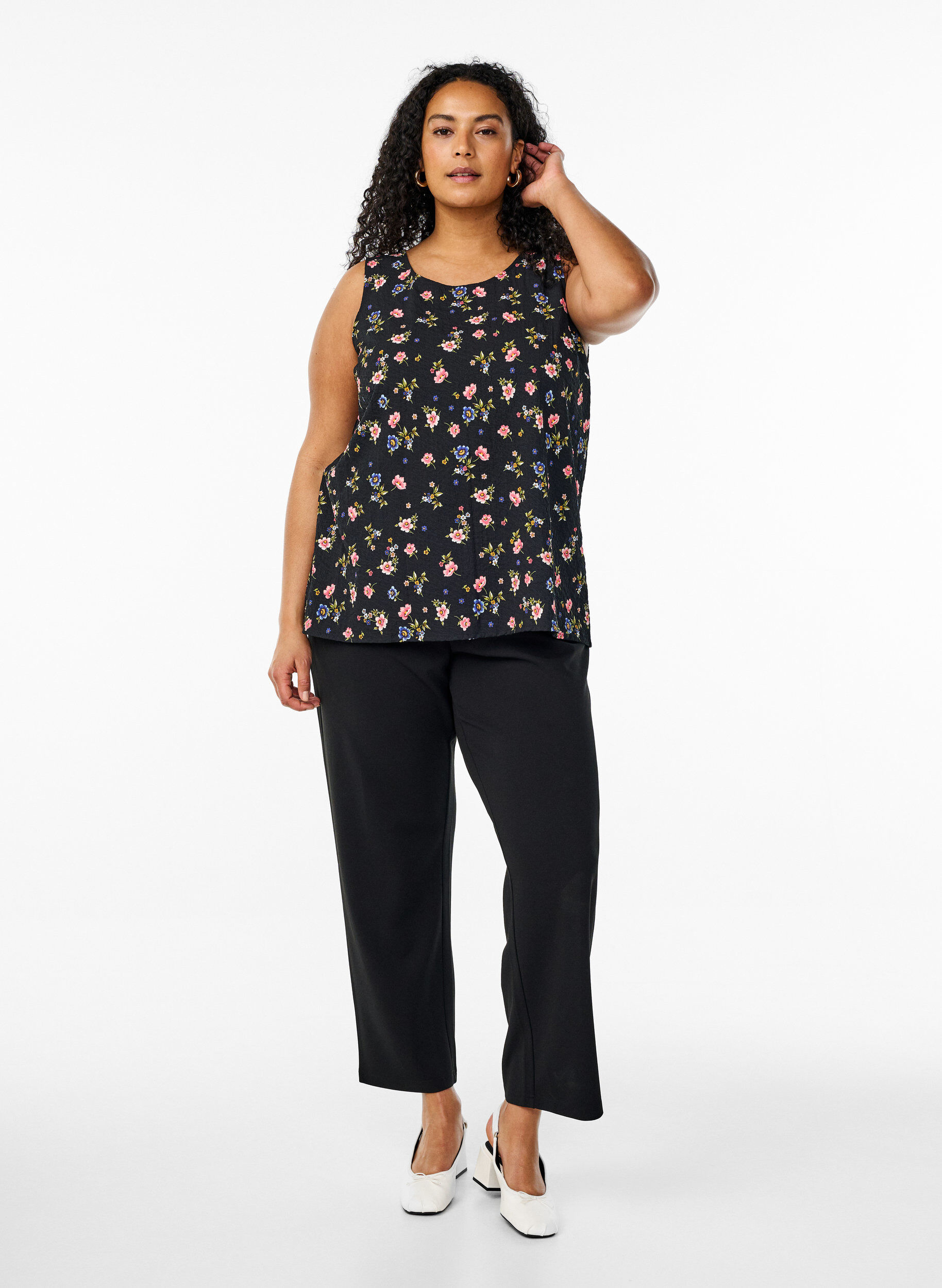 Zizzi FLASH - &AElig;rmel&oslash;s top med tekstur, Sort, Model image number 1